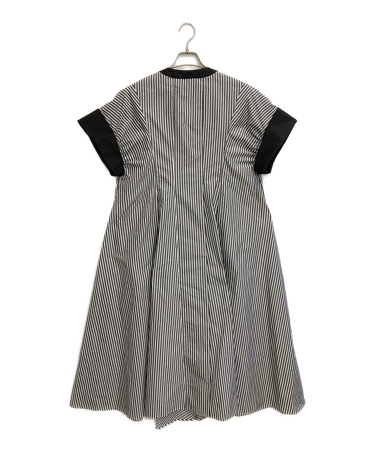 中古・古着通販】ADORE (アドーア) クリアストライプワンピース