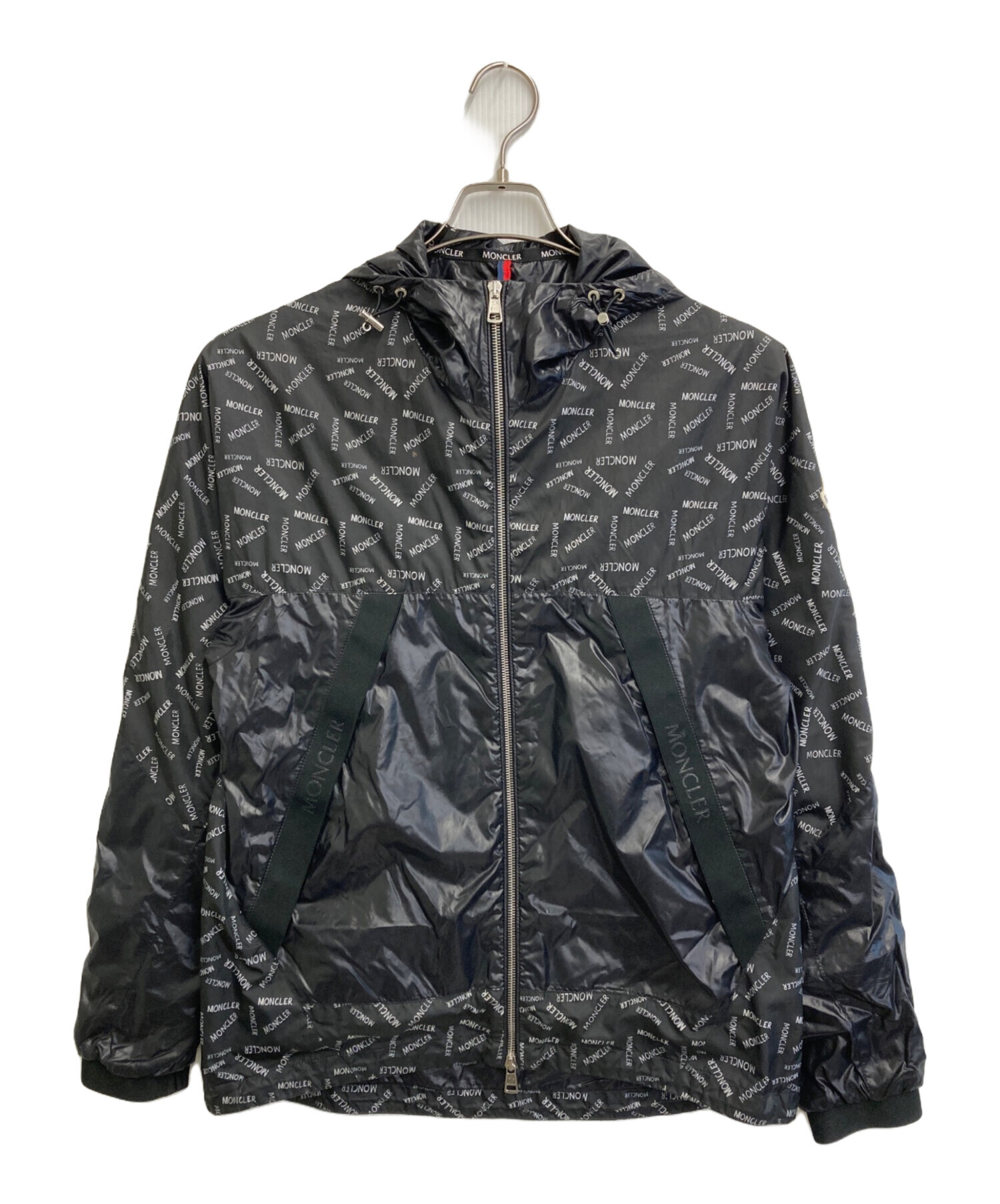 【なか】Moncler キルティングナイロンジャケット グレー/ネイビー 中古・古着通販】MONCLER (モンクレール) GIDAYUロゴプリントフード
