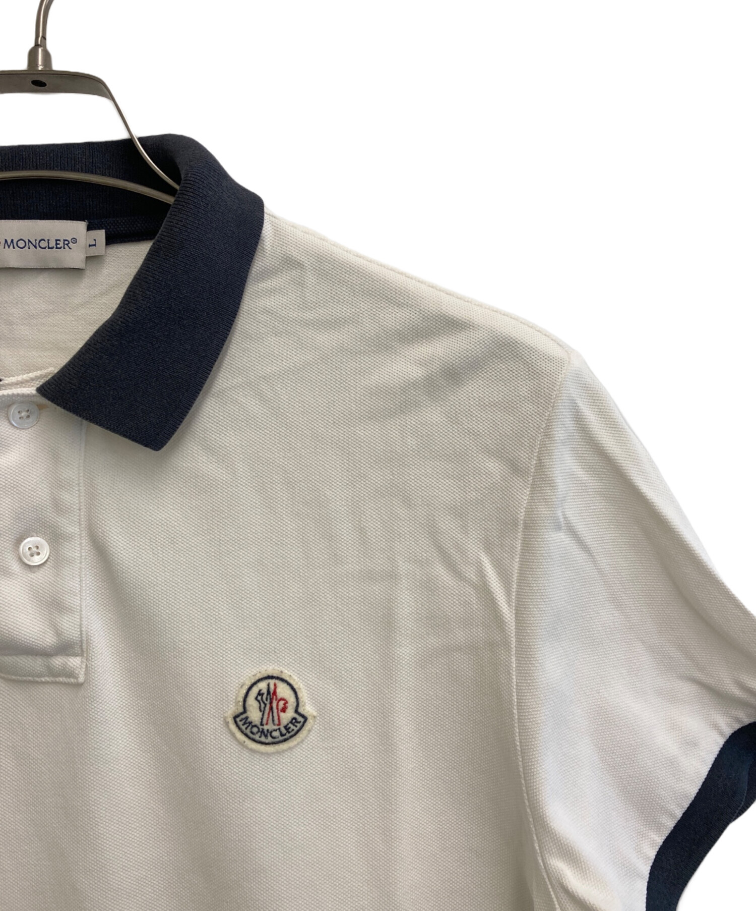 限定値下げ！MONCLER ポロシャツ ホワイト/ネイビー 中古・古着通販】MONCLER (モンクレール) ポロシャツ ホワイト サイズ