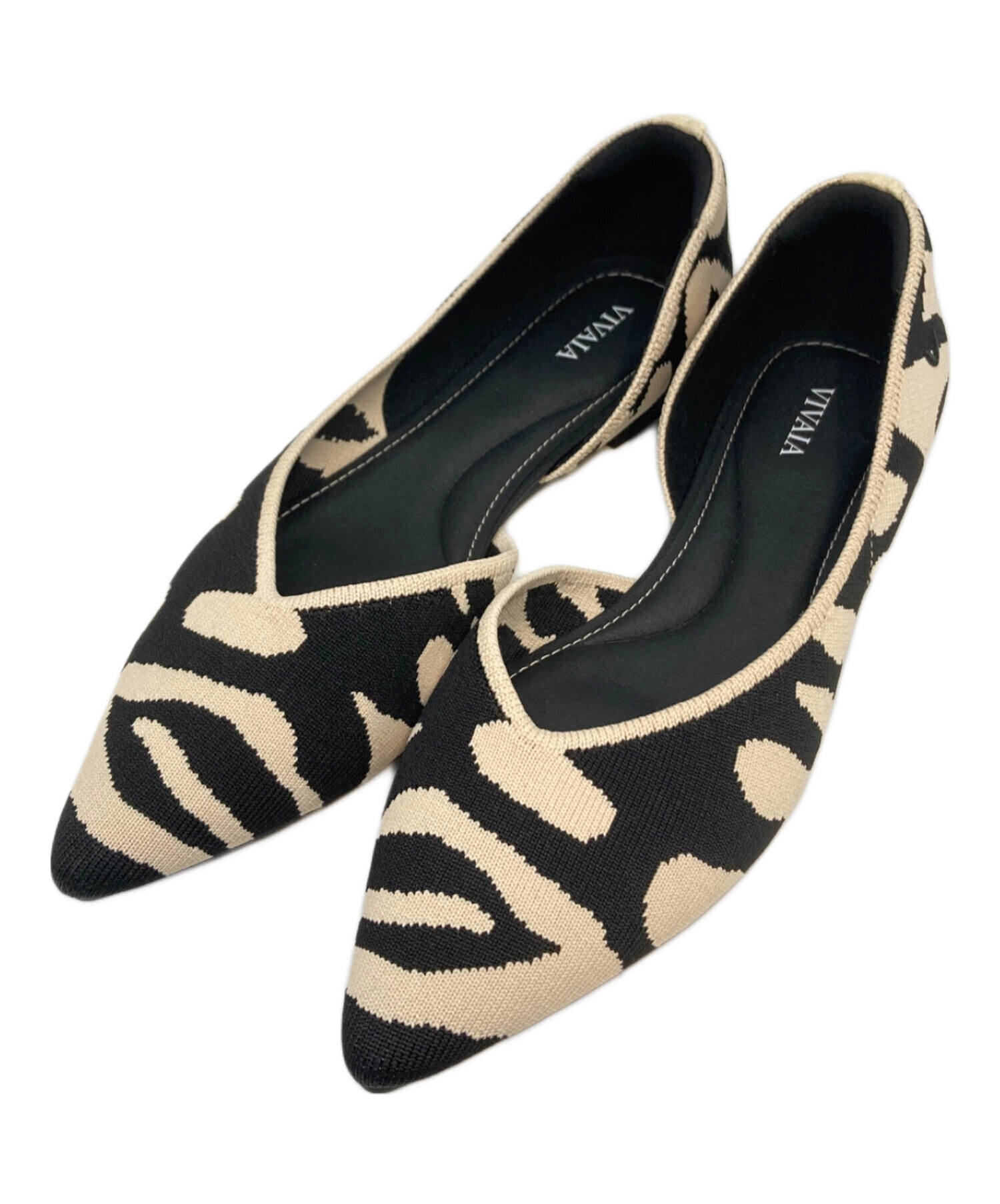 VIVAIA ポインテッドトゥ パンプス ブラック 8032000812842_1.jpg?v=