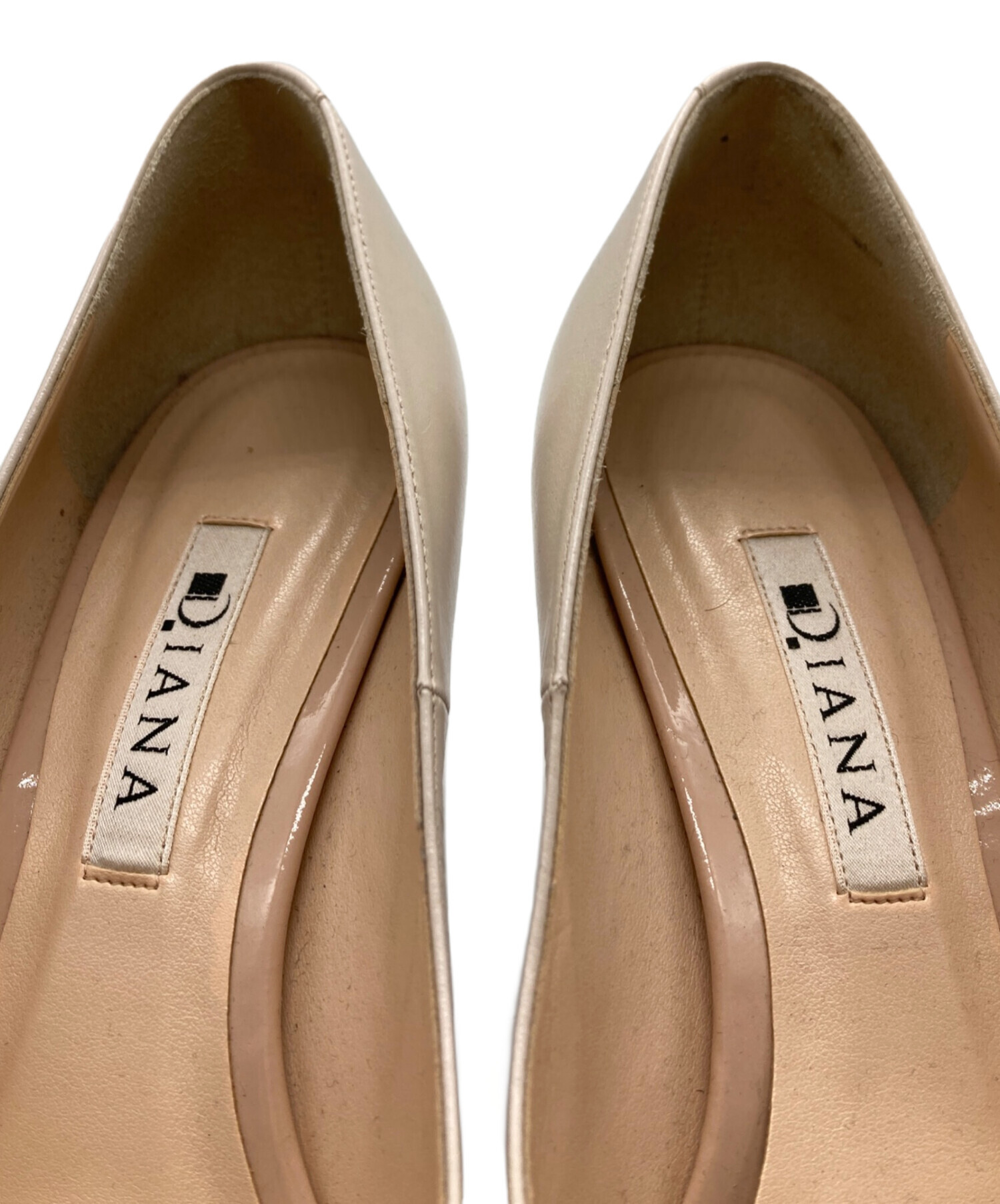 美品✿︎DIANA ハイヒール・パンプス 23 1/2 ベージュ 中古・古着通販】DIANA (ダイアナ) パンプス ベージュ サイズ:23