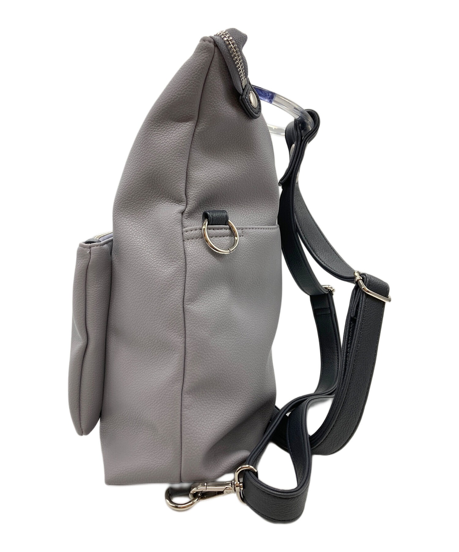 イア パピヨネ ear PAPILL ONNER Dリュック マルチウェイバッグ ear PAPILLONNER（イアパピヨネ）の「Dリュックマルチウェイバッグ