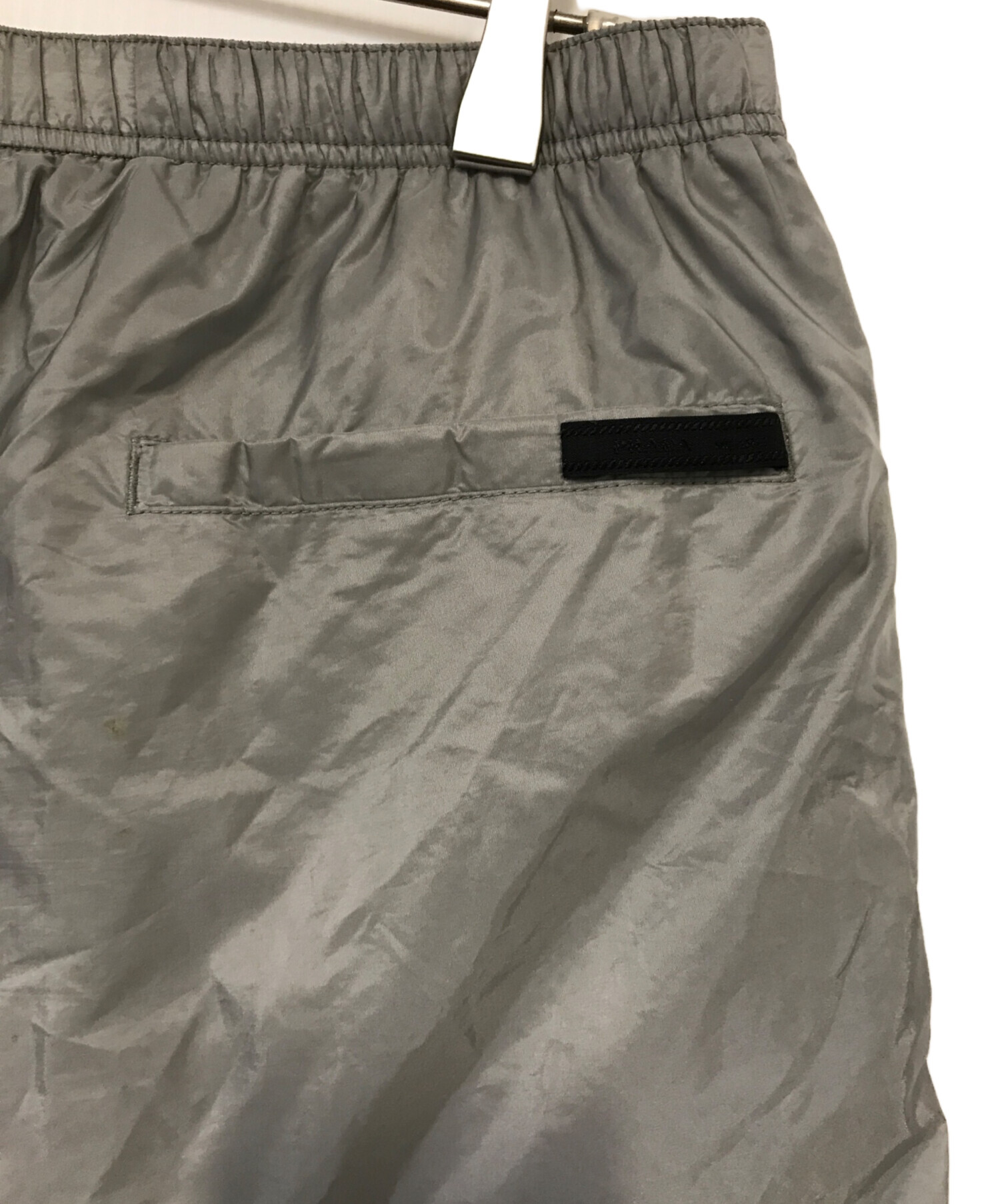 中古・古着通販】PRADA (プラダ) ハーフパンツ グレー サイズ:52