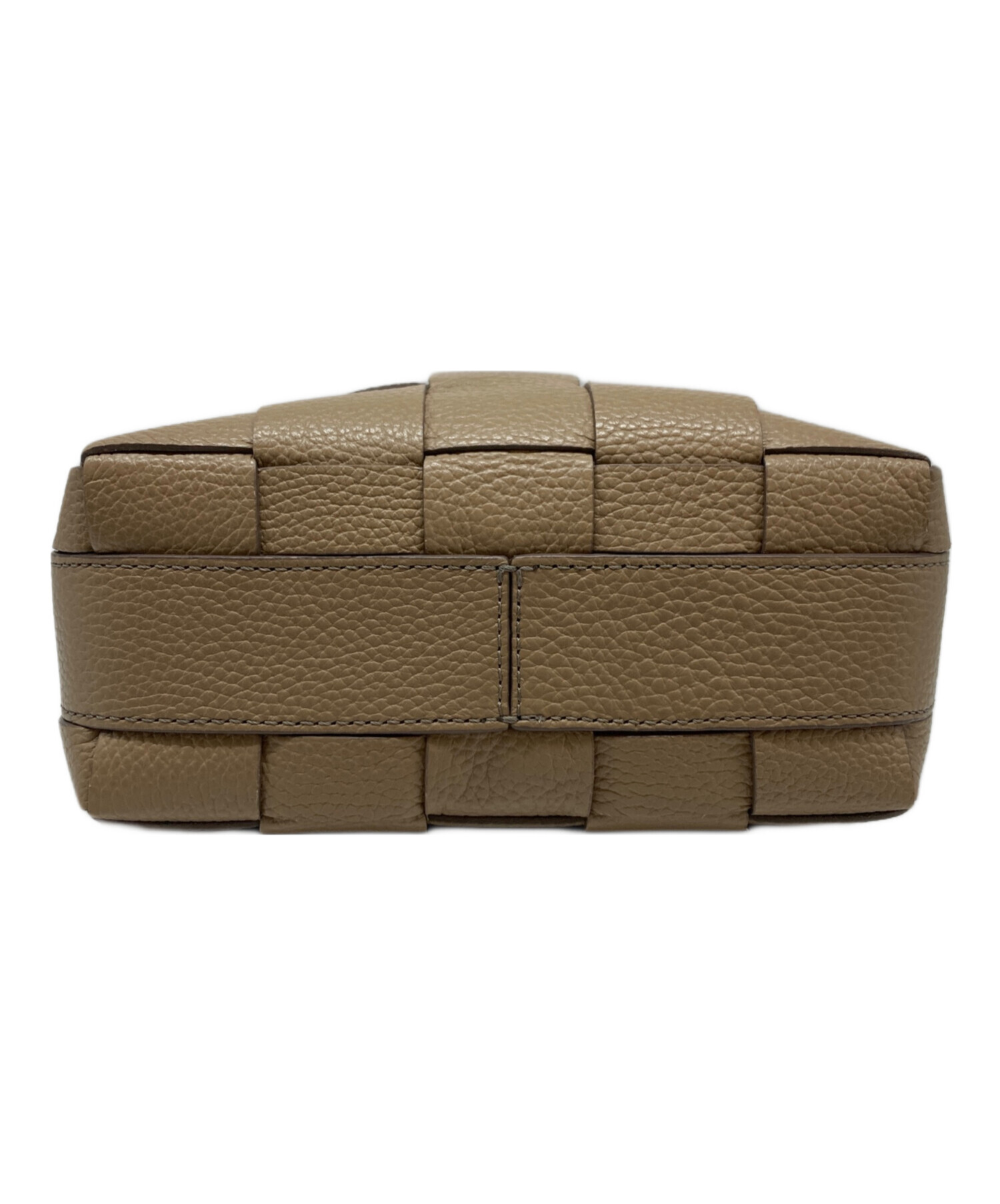 IACUCCI ブラウン レザー ショルダーバッグ IACUCCI イアクッチ レザー