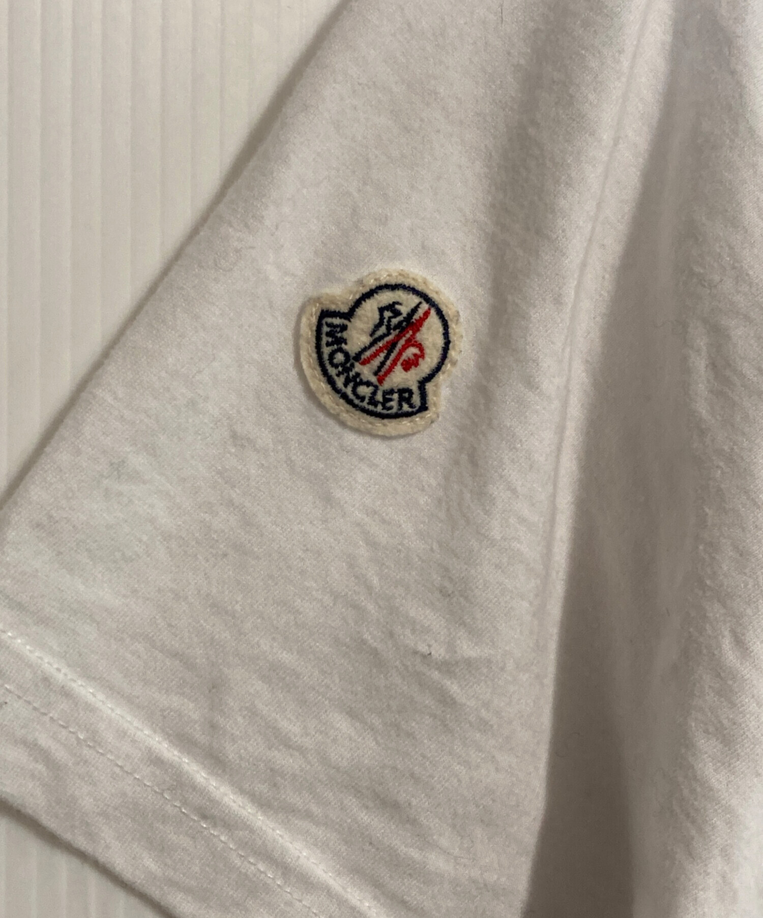 中古・古着通販】MONCLER (モンクレール) MAGLIA SCOLLO A V V NECK 