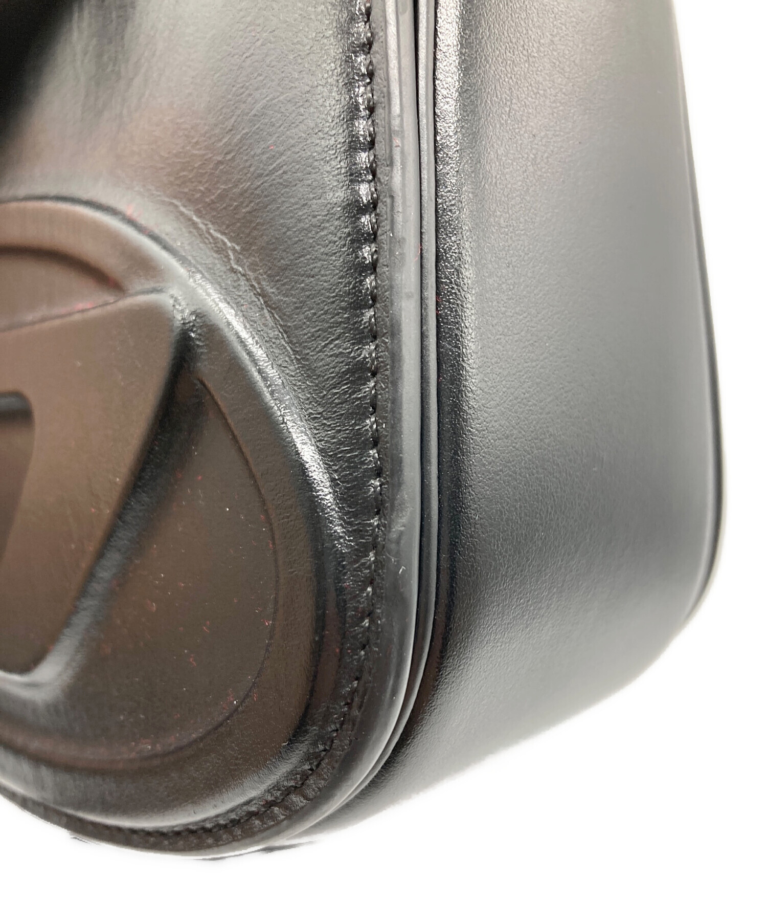 中古・古着通販】DIESEL (ディーゼル) エンボスロゴレザーショルダー