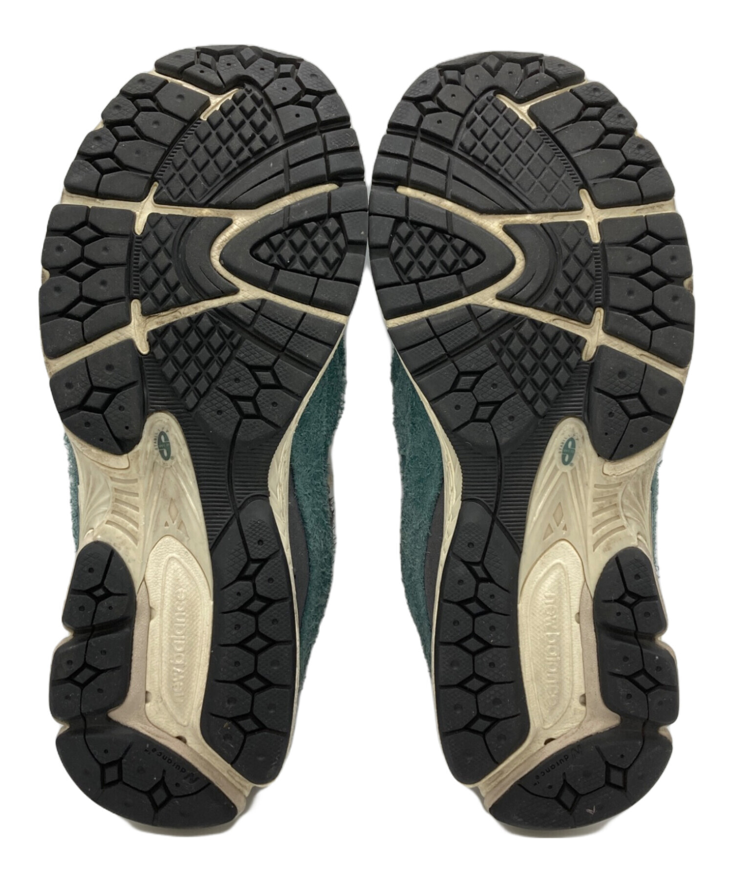 【超美品★試し履きのみ】ニューバランス　M2002REM GREEN 23cm 超美品☆試し履きのみ】ニューバランス M2002REM GREEN 23cm