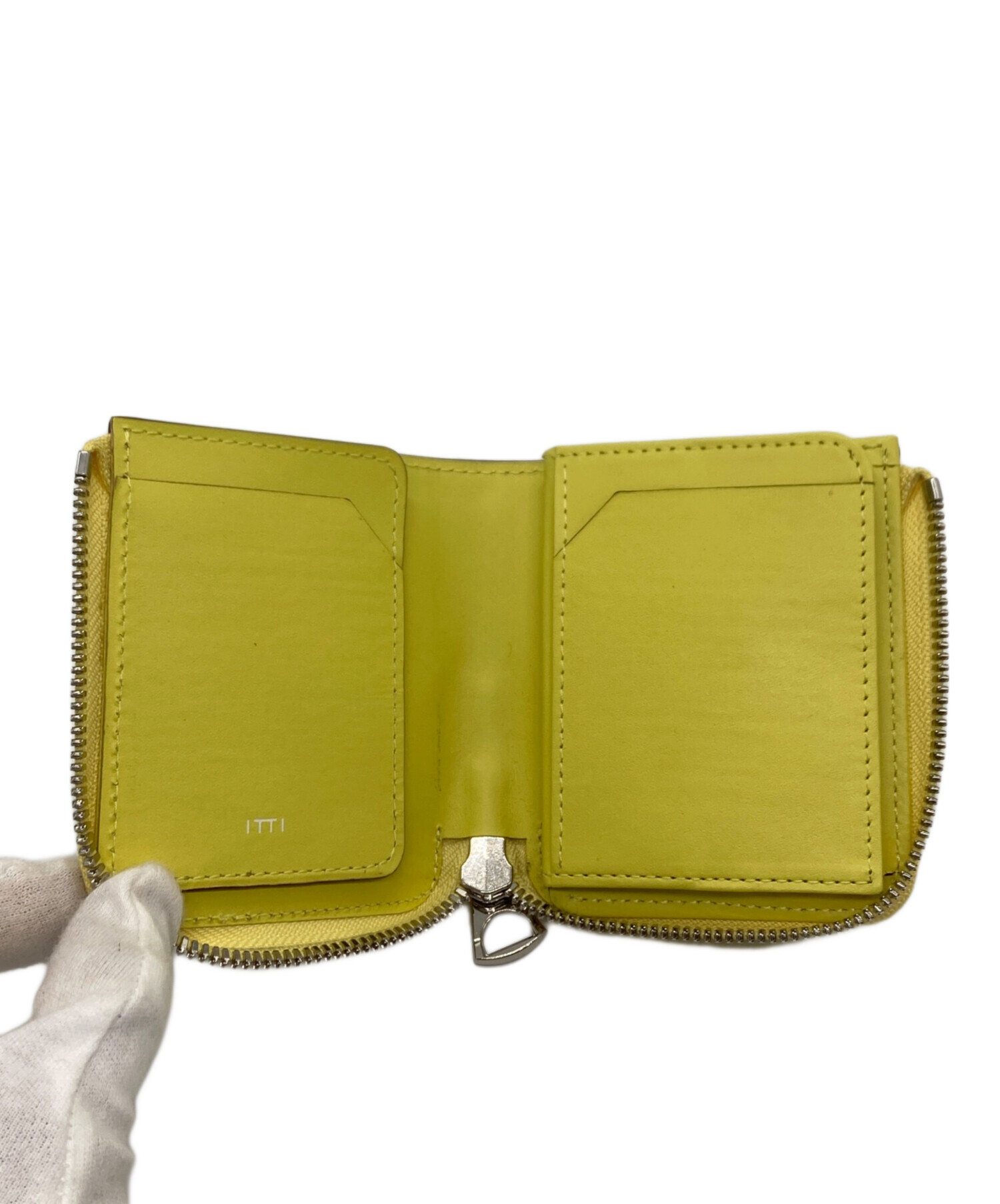 中古・古着通販】ITTI (イッチ) コンパクトL字ジップウォレット