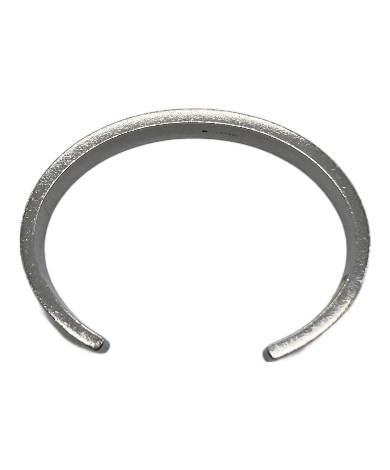 中古・古着通販】DIESEL (ディーゼル) バングル シルバー|ブランド 中古・古着通販】DIESEL (ディーゼル) バングル シルバー|ブランド