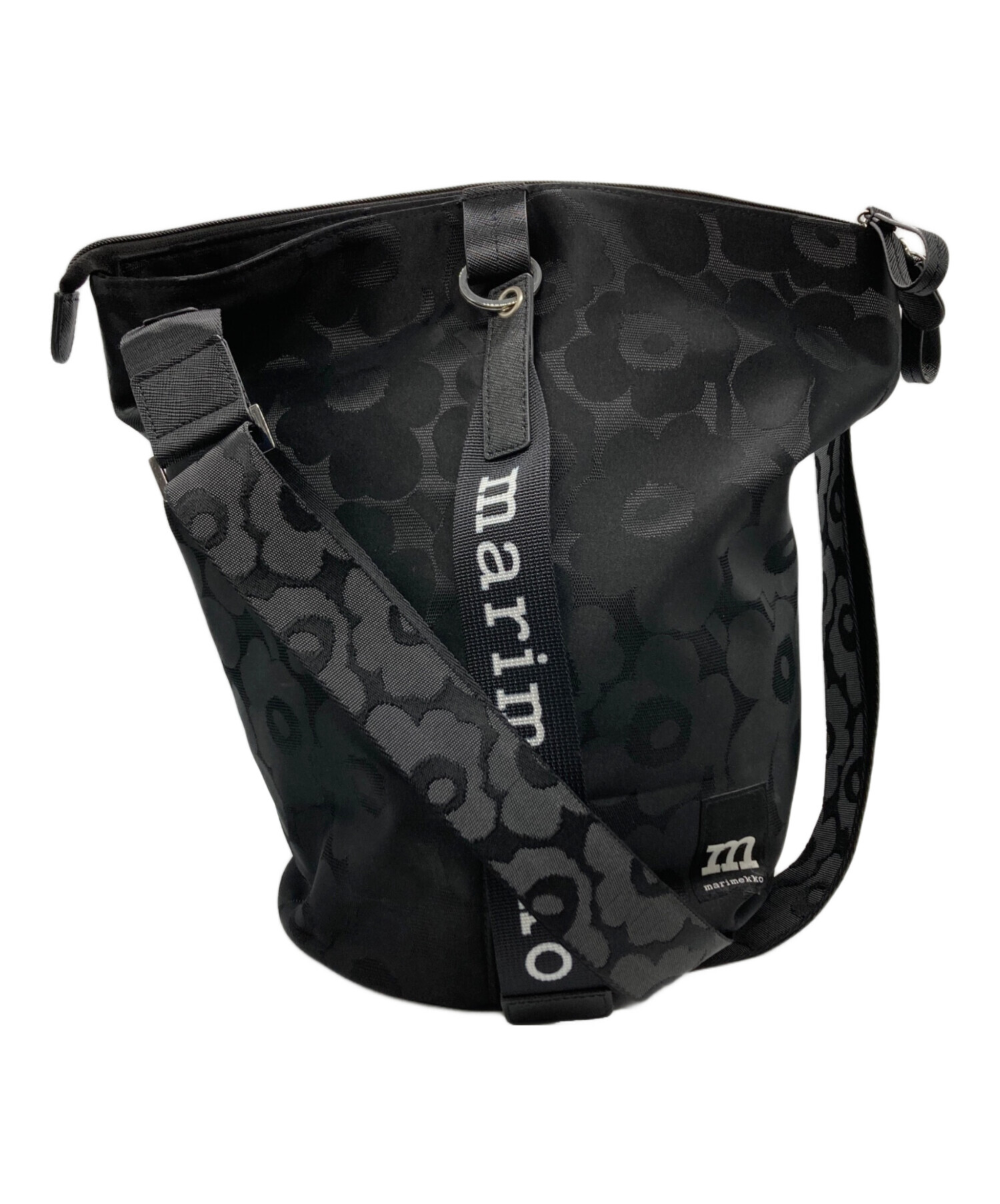 marimekko マリメッコ パーカー M 黒 【古着】【中古】 marimekko - marimekko マリメッコ パーカー M 黒 【古着】【中古】の