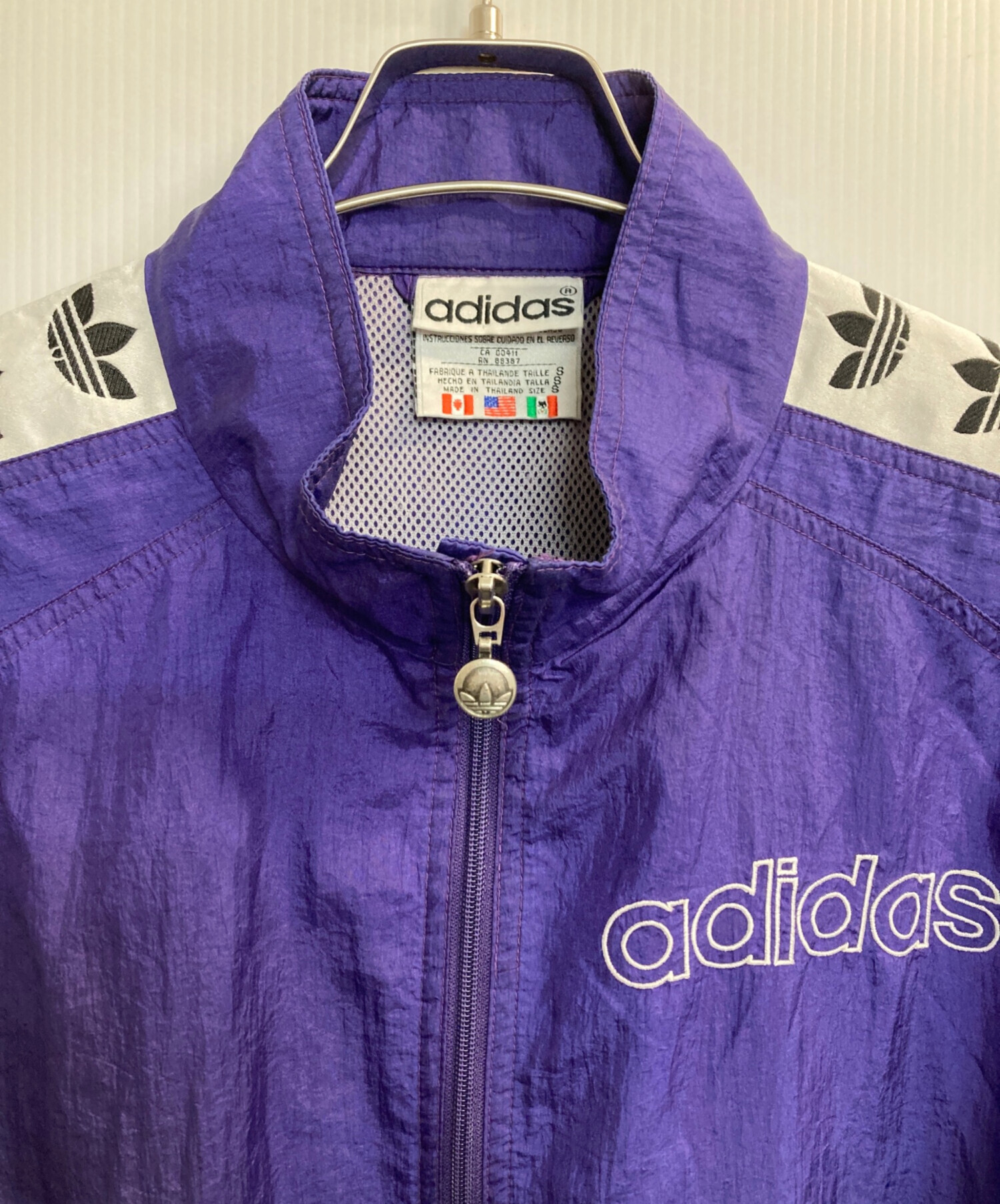 adidas アディダス カーディガン L 紫 【古着】【中古】【送料無料】 中古・古着通販】adidas (アディダス) デサント期ナイロンジャケット