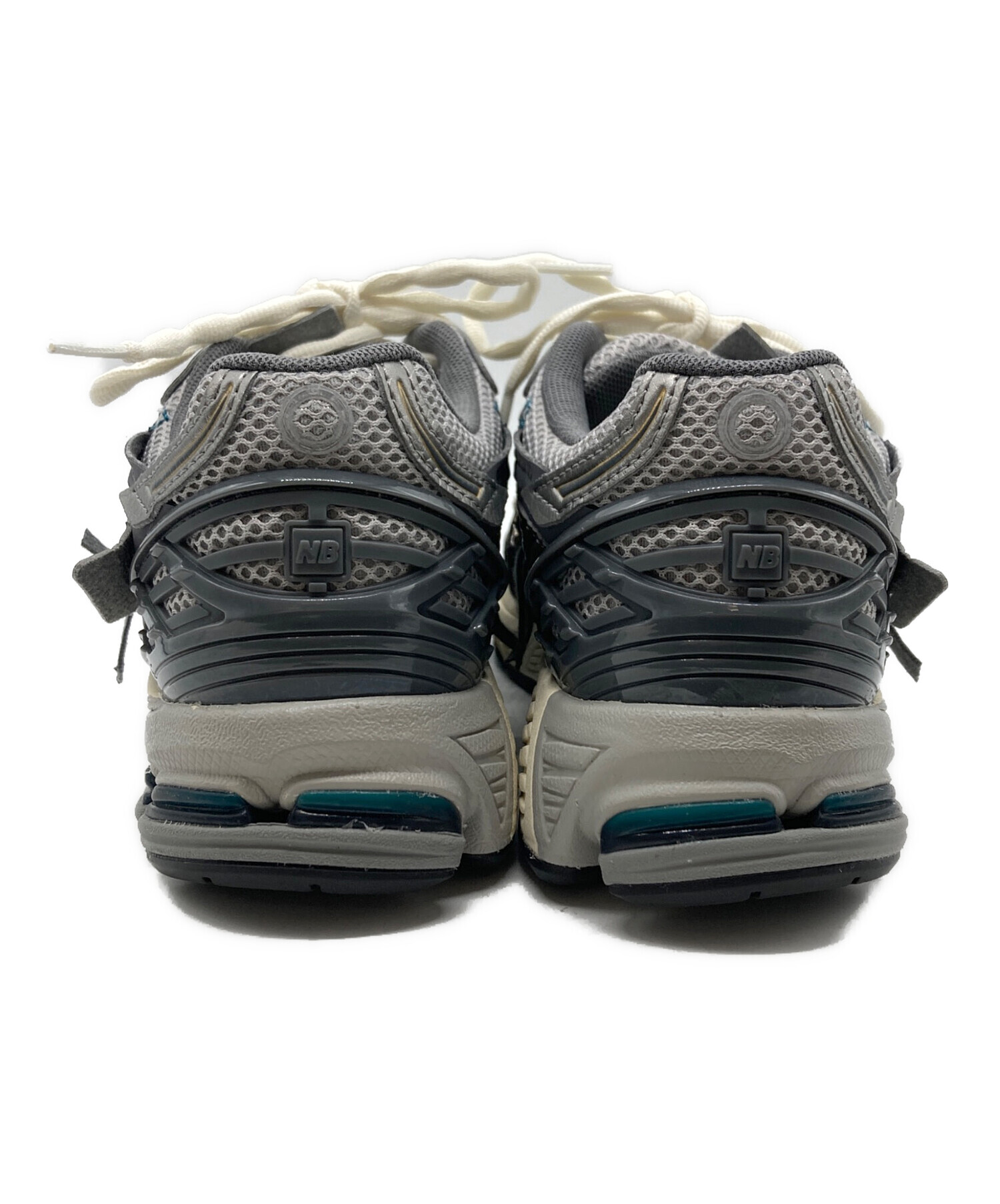中古・古着通販】NEW BALANCE (ニューバランス) スニーカー グレー 中古・古着通販】NEW BALANCE (ニューバランス) スニーカー グレー