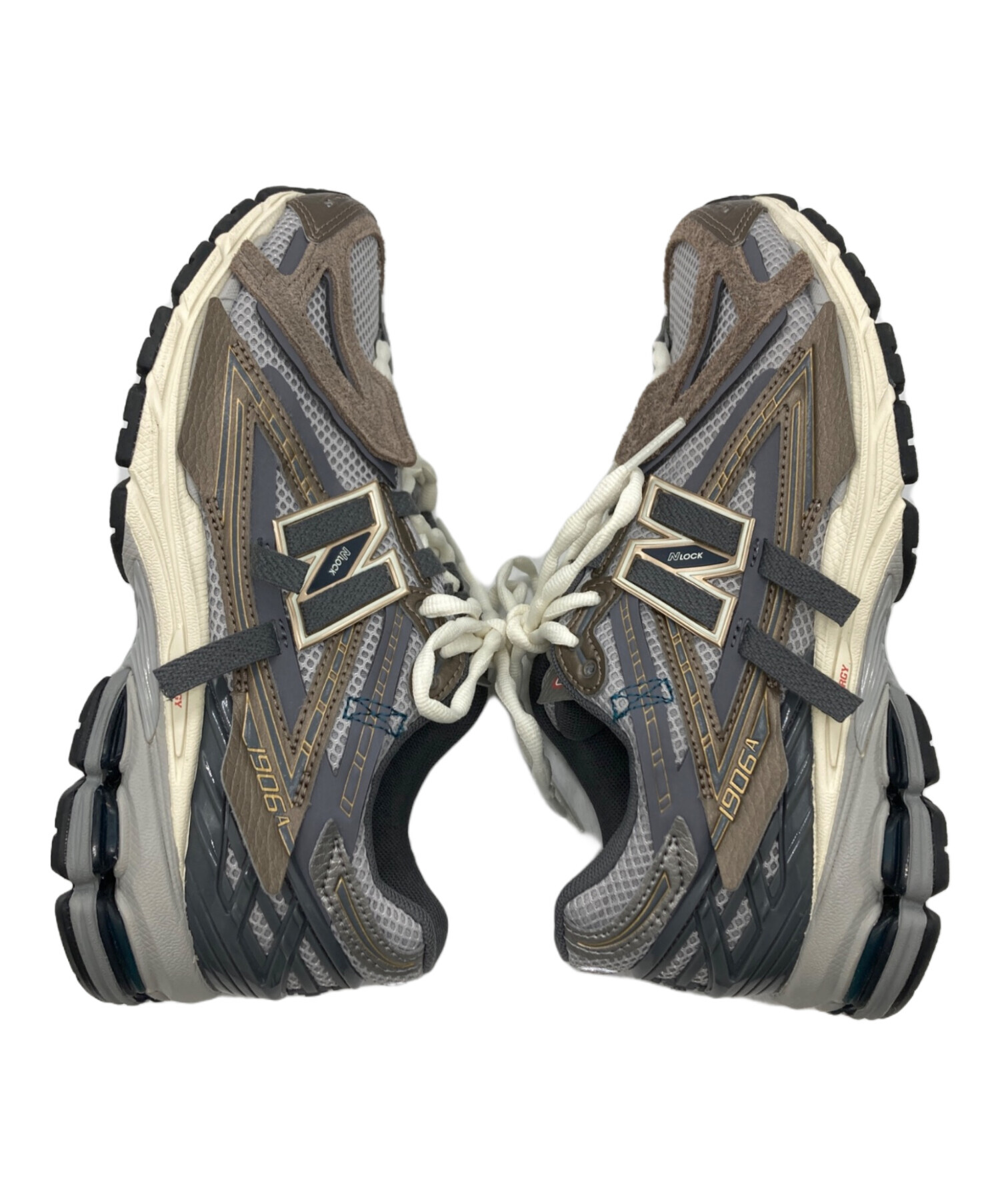 中古・古着通販】NEW BALANCE (ニューバランス) スニーカー グレー 中古・古着通販】NEW BALANCE (ニューバランス) スニーカー グレー