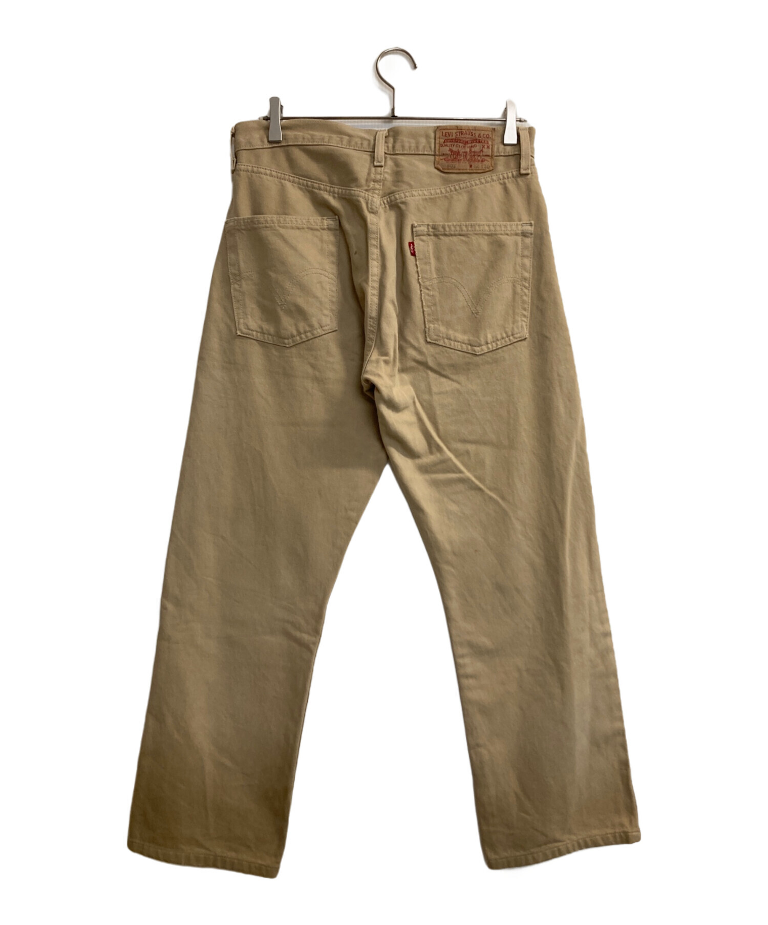 み*り様 Levi's ベージュ デニムパンツ スリット入り 中古・古着通販】LEVI'S (リーバイス) デニムパンツ ベージュ サイズ