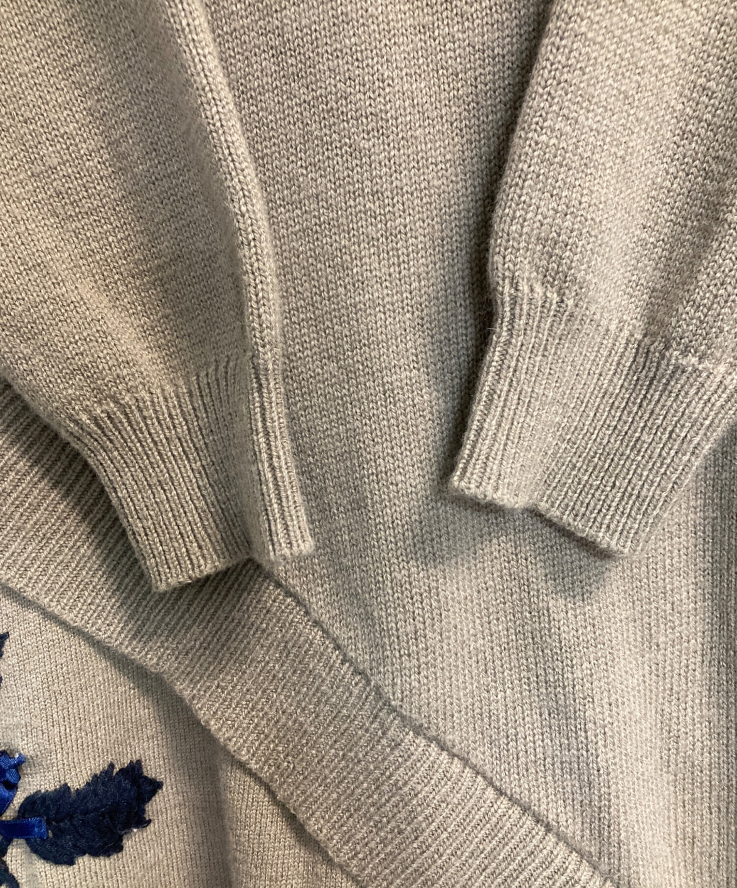 中古・古着通販】BEARDSLEY (ビアズリー) リボン刺繍チュニック