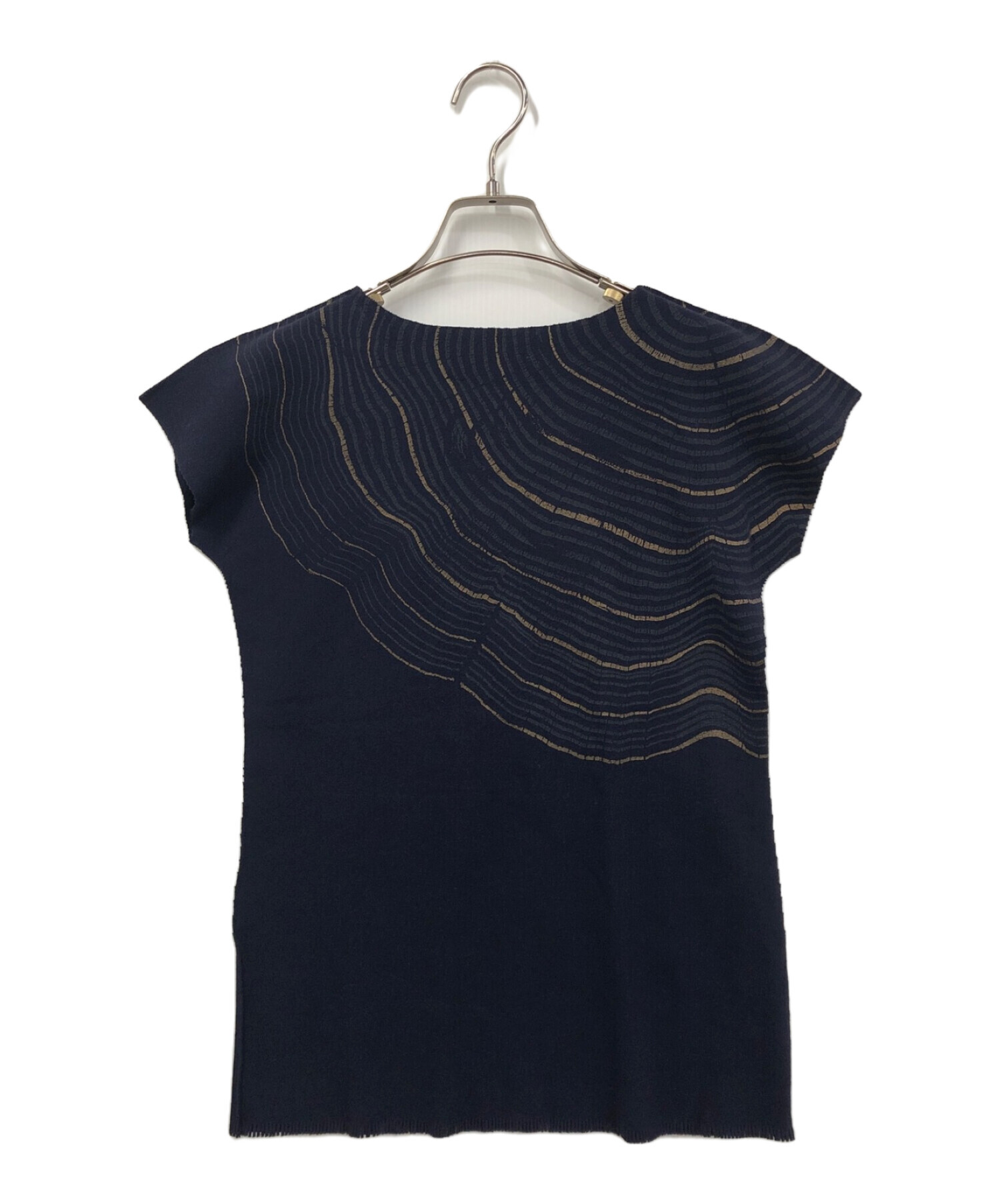 中古・古着通販】ISSEY MIYAKE (イッセイミヤケ) ノースリーブ