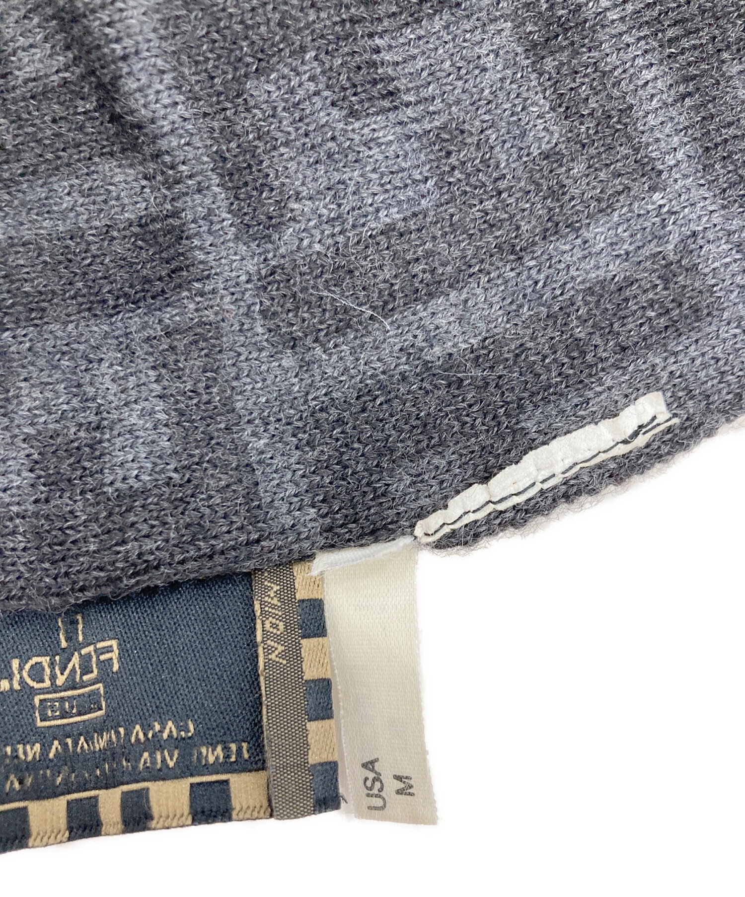 中古・古着通販】FENDI (フェンディ) ズッカ柄マフラー グレー