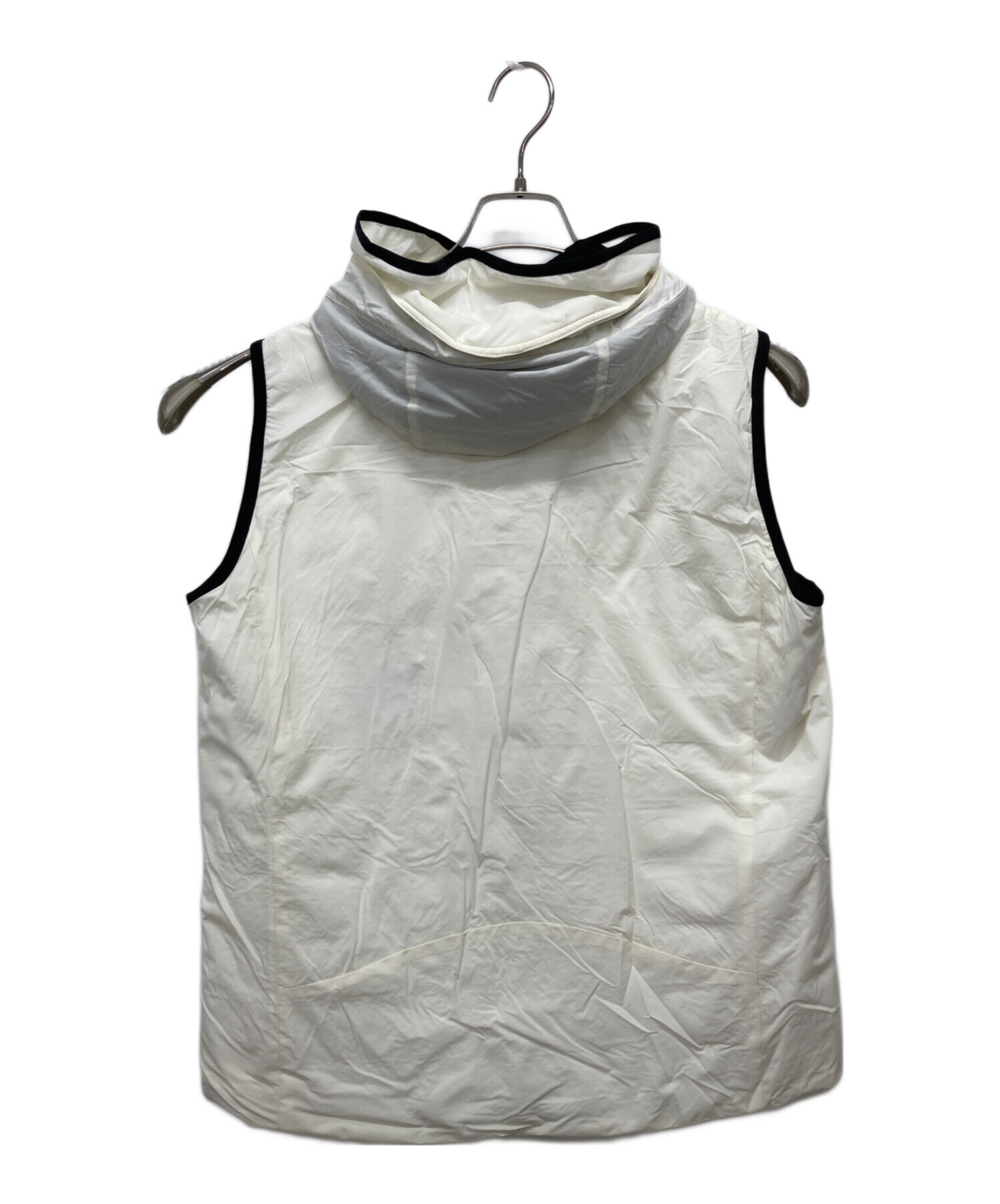 中古・古着通販】TATRAS (タトラス) ナイロンダウンベスト ホワイト