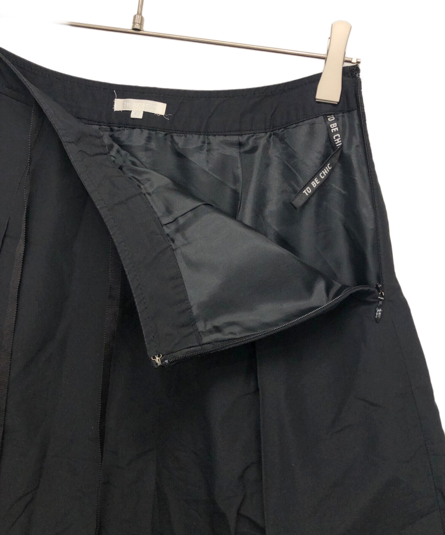 トゥービーシック レース ジャケット スカート セットアップ 42・40 黒 中古・古着通販】TO BE CHIC (トゥービーシック) セットアップ