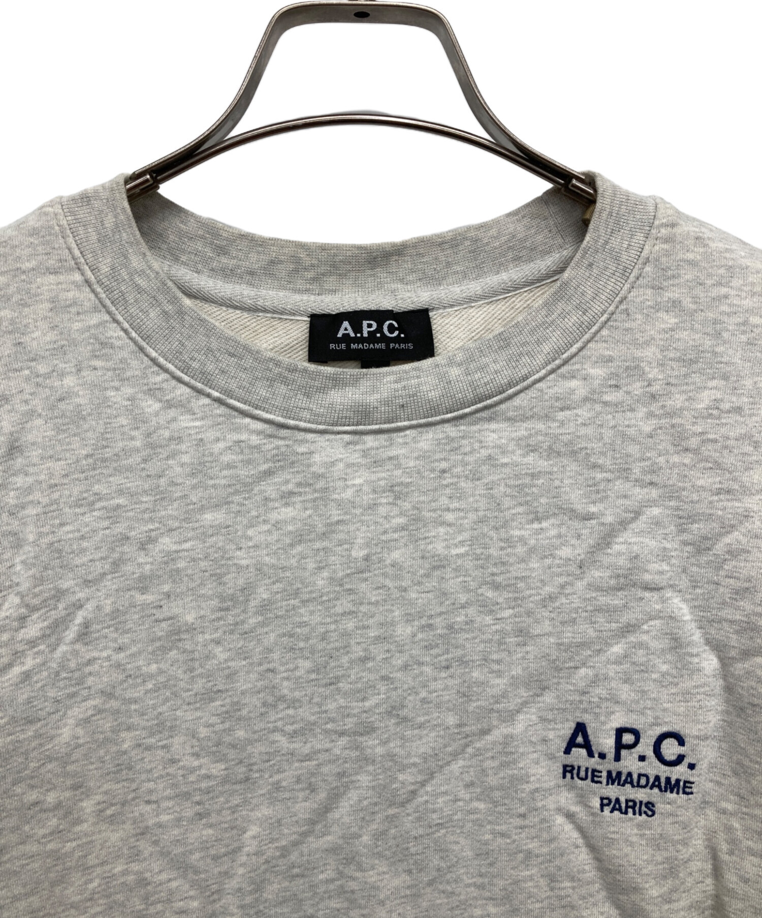 中古・古着通販】A.P.C. (アーペーセー) ロゴ刺繍クルーネック