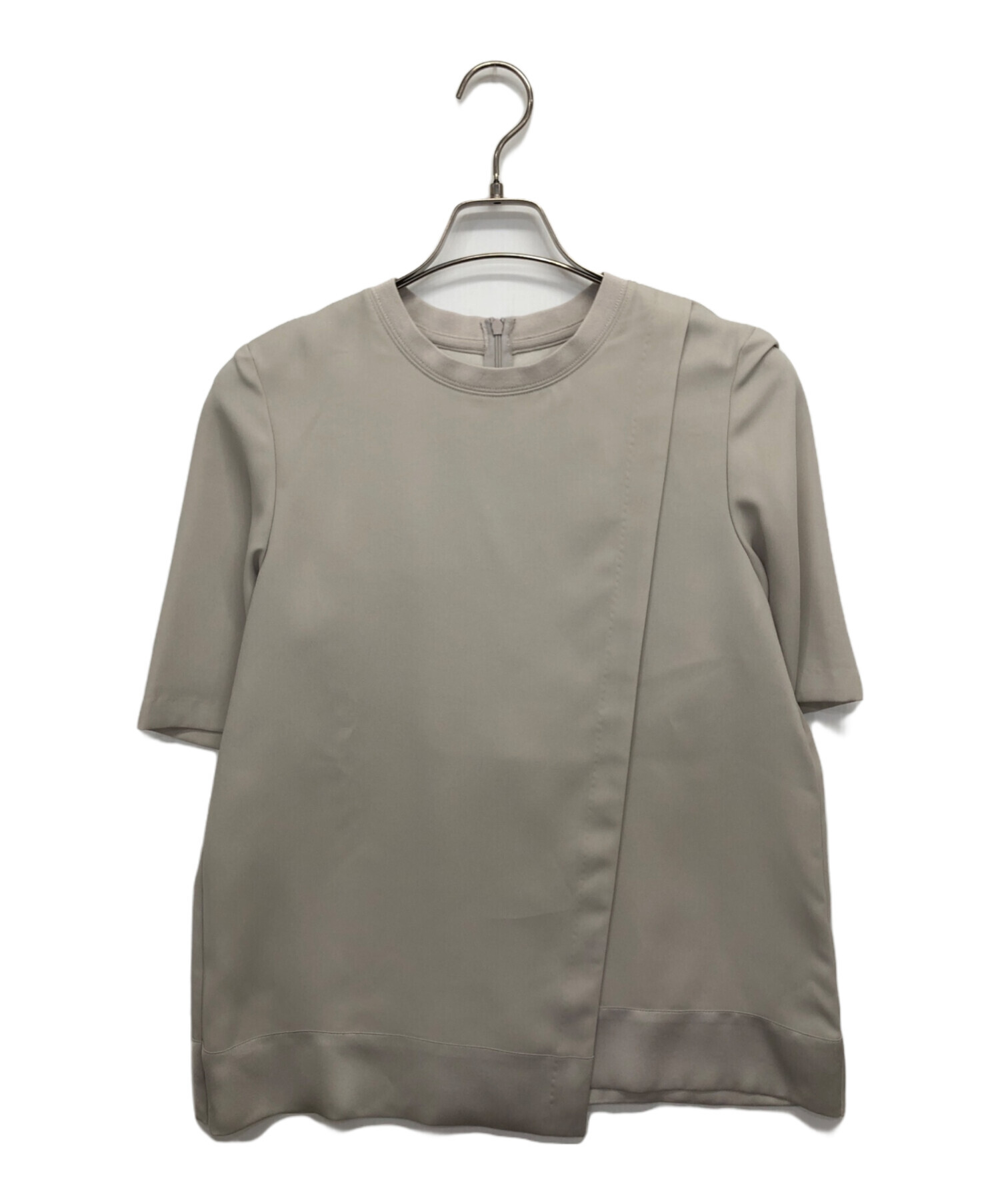 中古・古着通販】icB (アイシービー) FluidBackSatin Tブラウス グレー 
