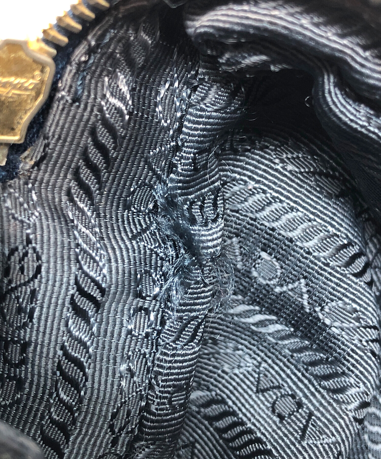 中古・古着通販】PRADA (プラダ) 三角プレートロゴデニムポーチ