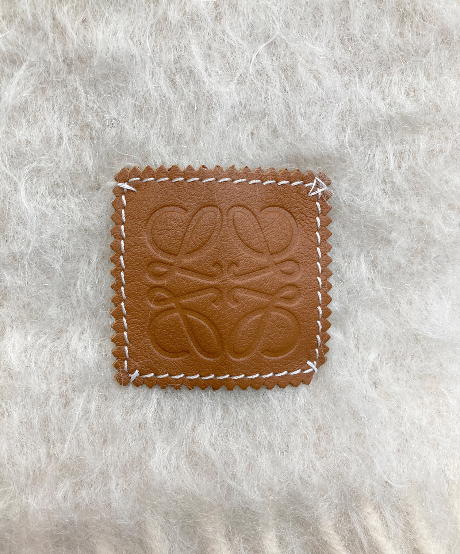 0415 ロエベ スカーフ ヴィンテージ 約87㎝×87㎝ ※値下げ不可. 0415