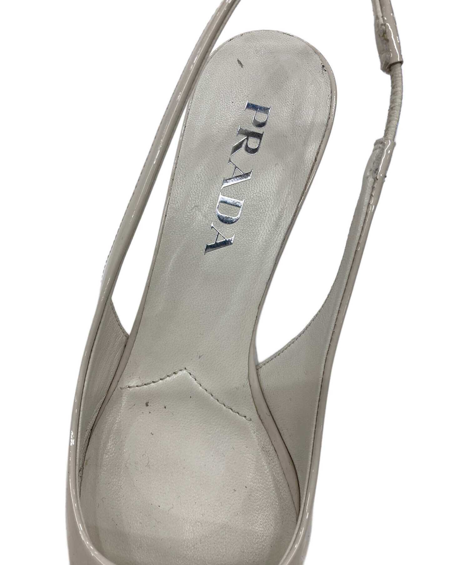 中古・古着通販】PRADA (プラダ) スリングバッグパンプス アイボリー