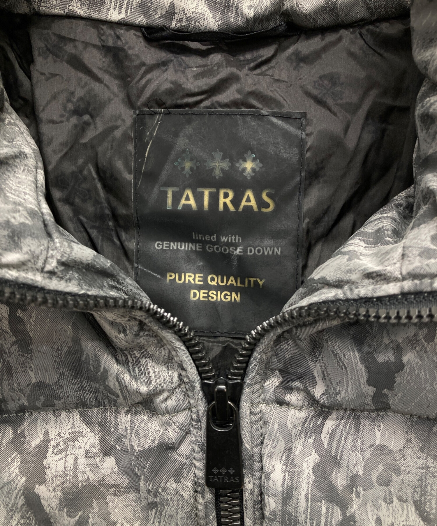 中古・古着通販】TATRAS (タトラス) 迷彩柄ダウンジャケット グレー