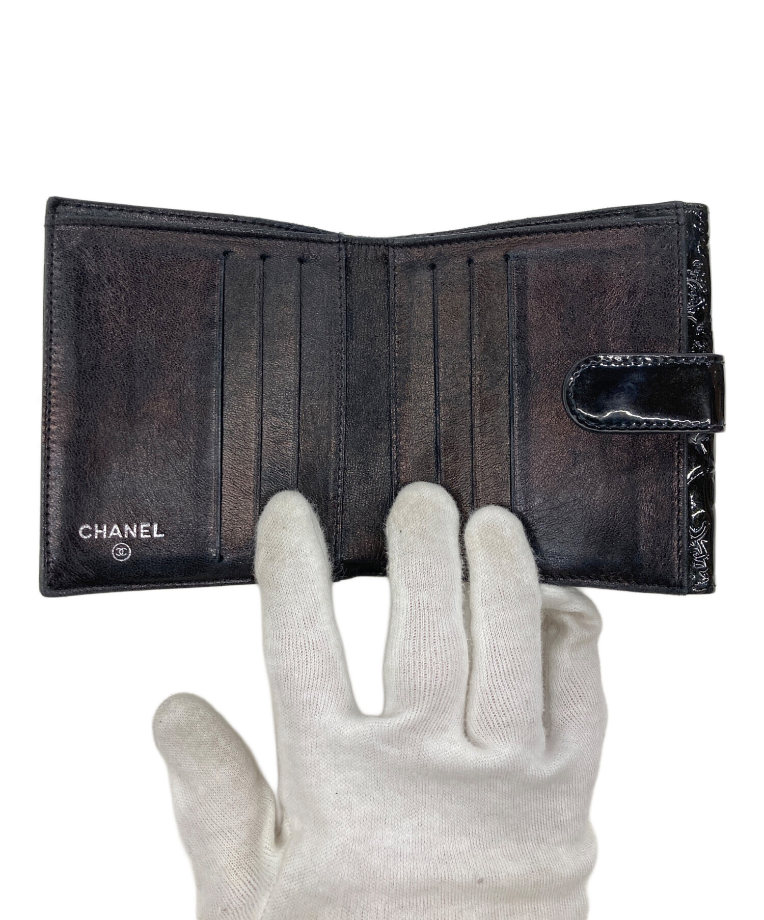 中古・古着通販】CHANEL (シャネル) アイコンラインエナメル3つ折り