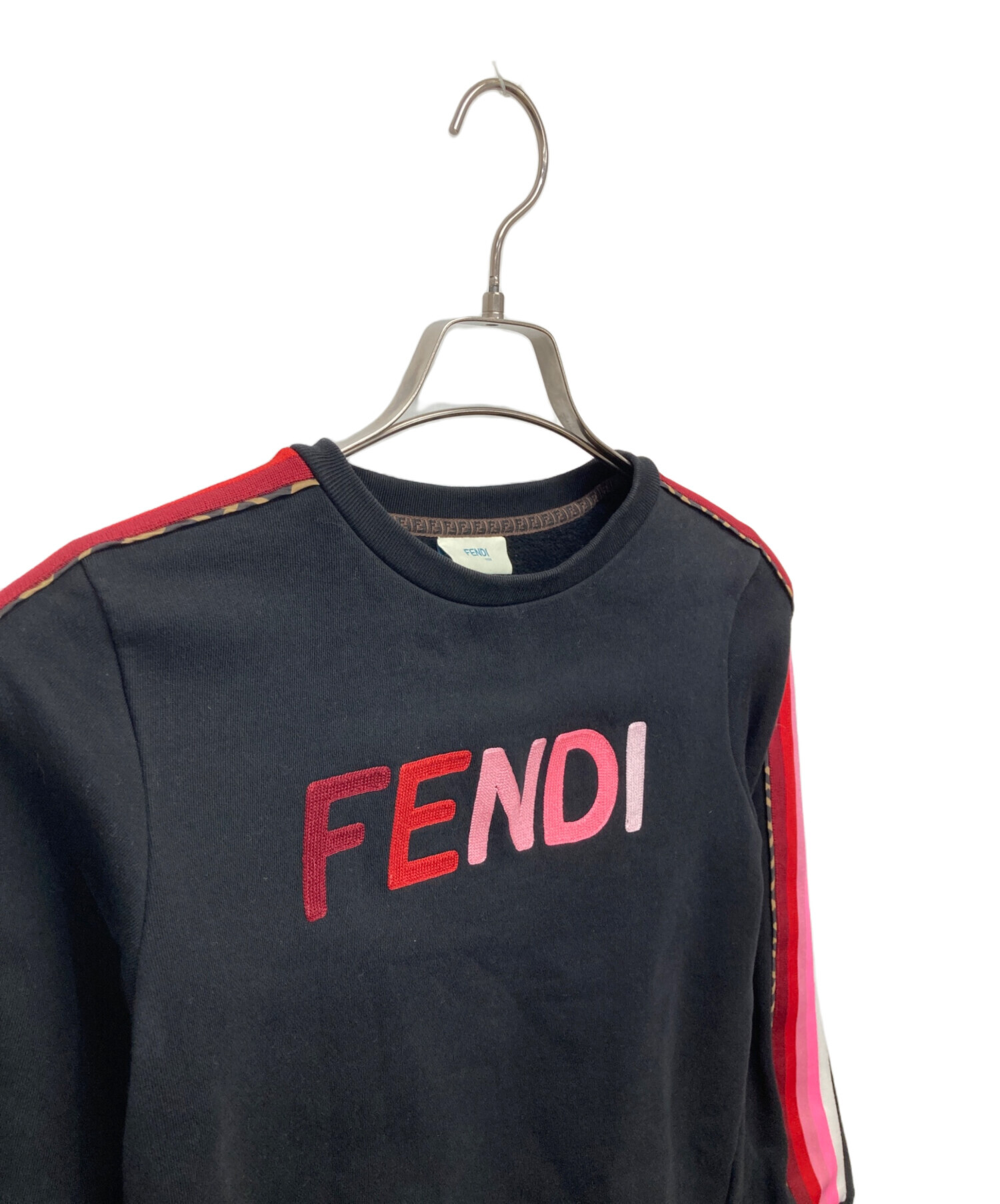 【FENDI】フェンディ　マメール　ロゴトレーナー　165ｃｍ　定価70400円 FENDI】フェンディ マメール ロゴトレーナー 165cm 定価70400円