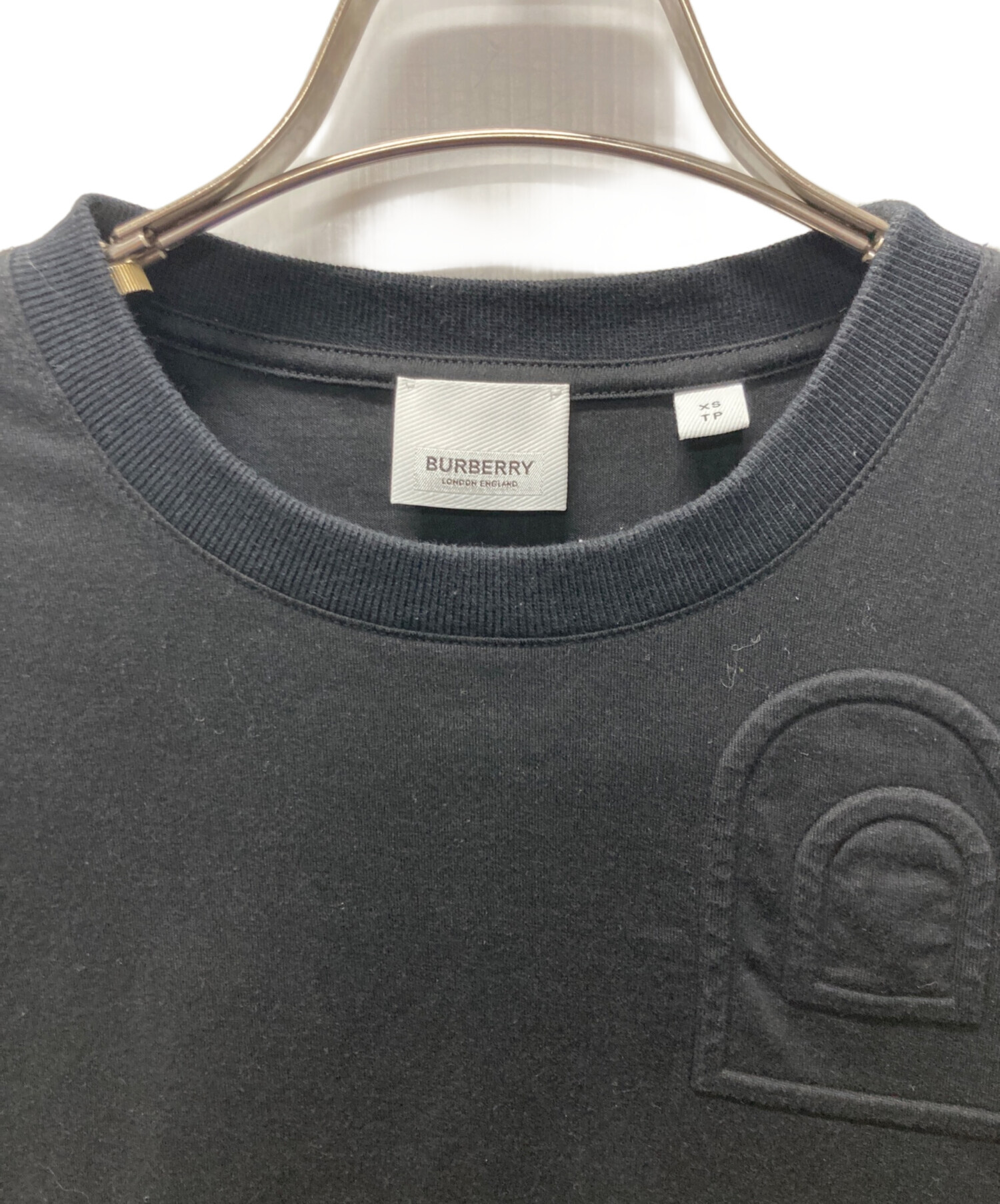 中古・古着通販】BURBERRY (バーバリー) エンボスロゴTシャツ ブラック