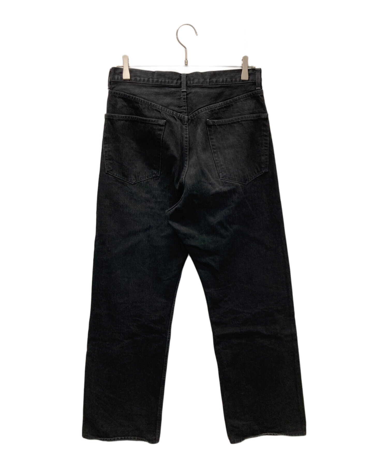 中古・古着通販】MARKA (マーカ) RELAX STRAIGHT FIT JEANS ブラック 中古・古着通販】MARKA (マーカ) RELAX STRAIGHT FIT JEANS ブラック