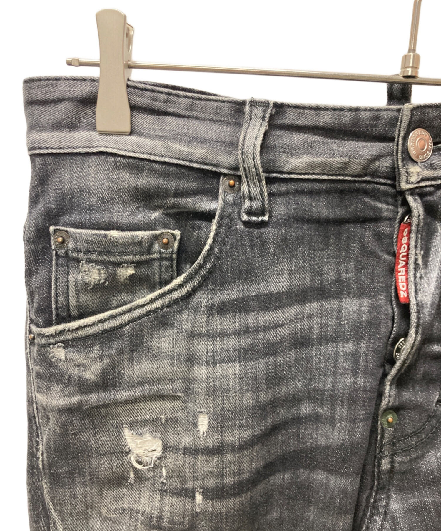 美品 DSQUARED2 Skater Jean 42 赤リーフ刺繍 デニム 中古・古着通販】DSQUARED2 (ディースクエアード) Skater Jean/デニム