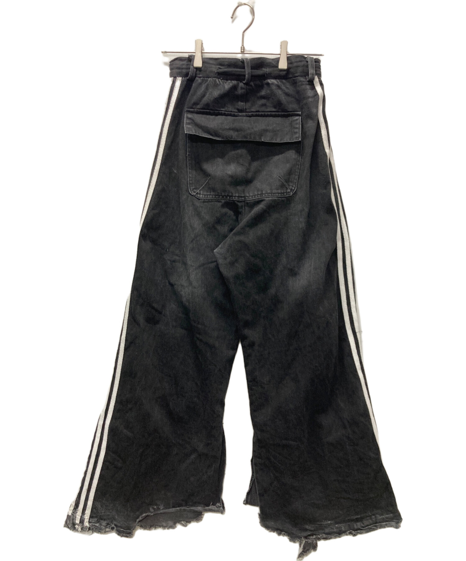 確実正規品 YORI SPORT ダメージ加工 ブラックパンツ 26 中古・古着通販】yori sport (ヨリ スポーツ) 5 STRIPE DENIM/ダメージ