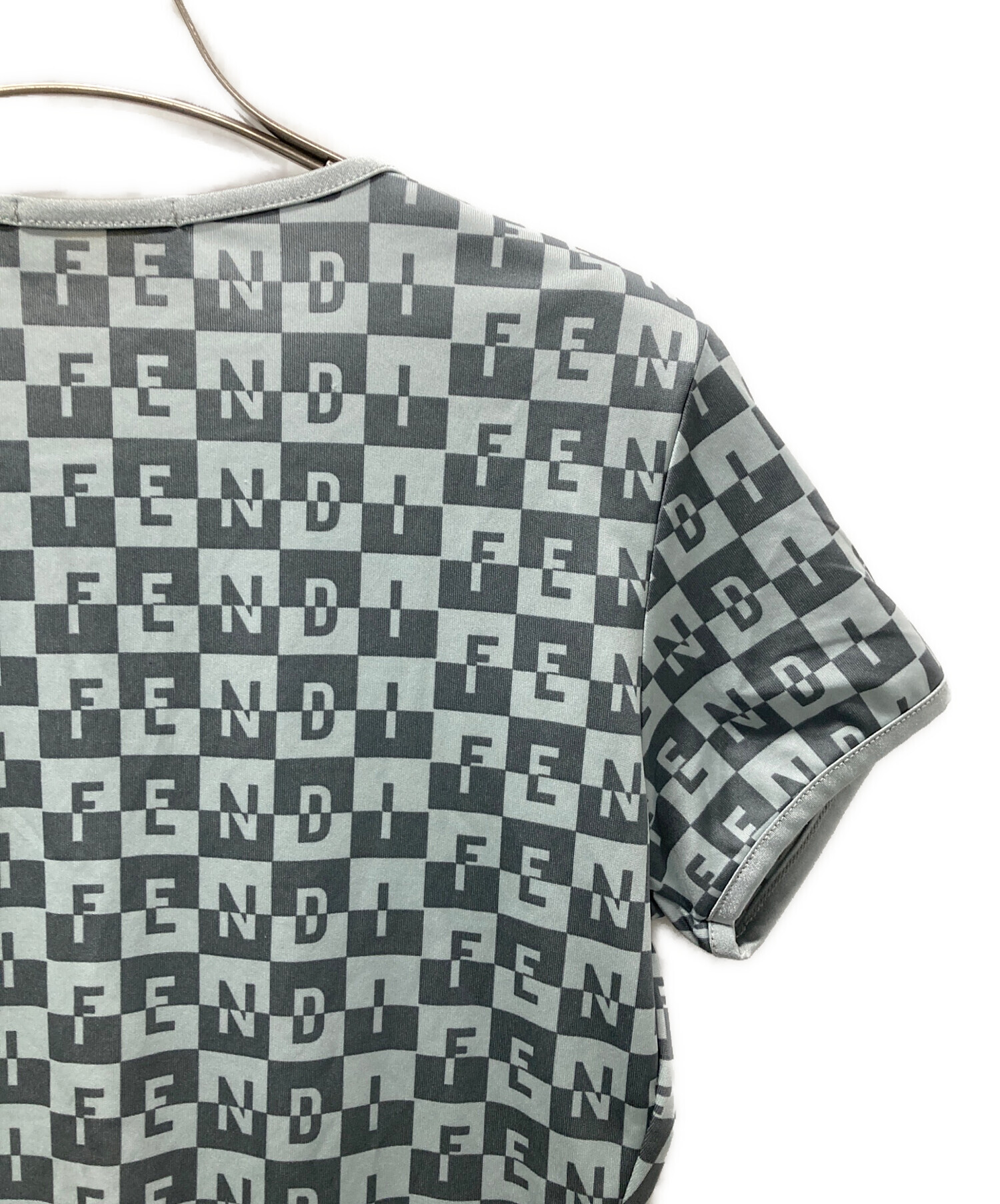 中古・古着通販】FENDI (フェンディ) ロゴプリント総柄Tシャツ スカイ