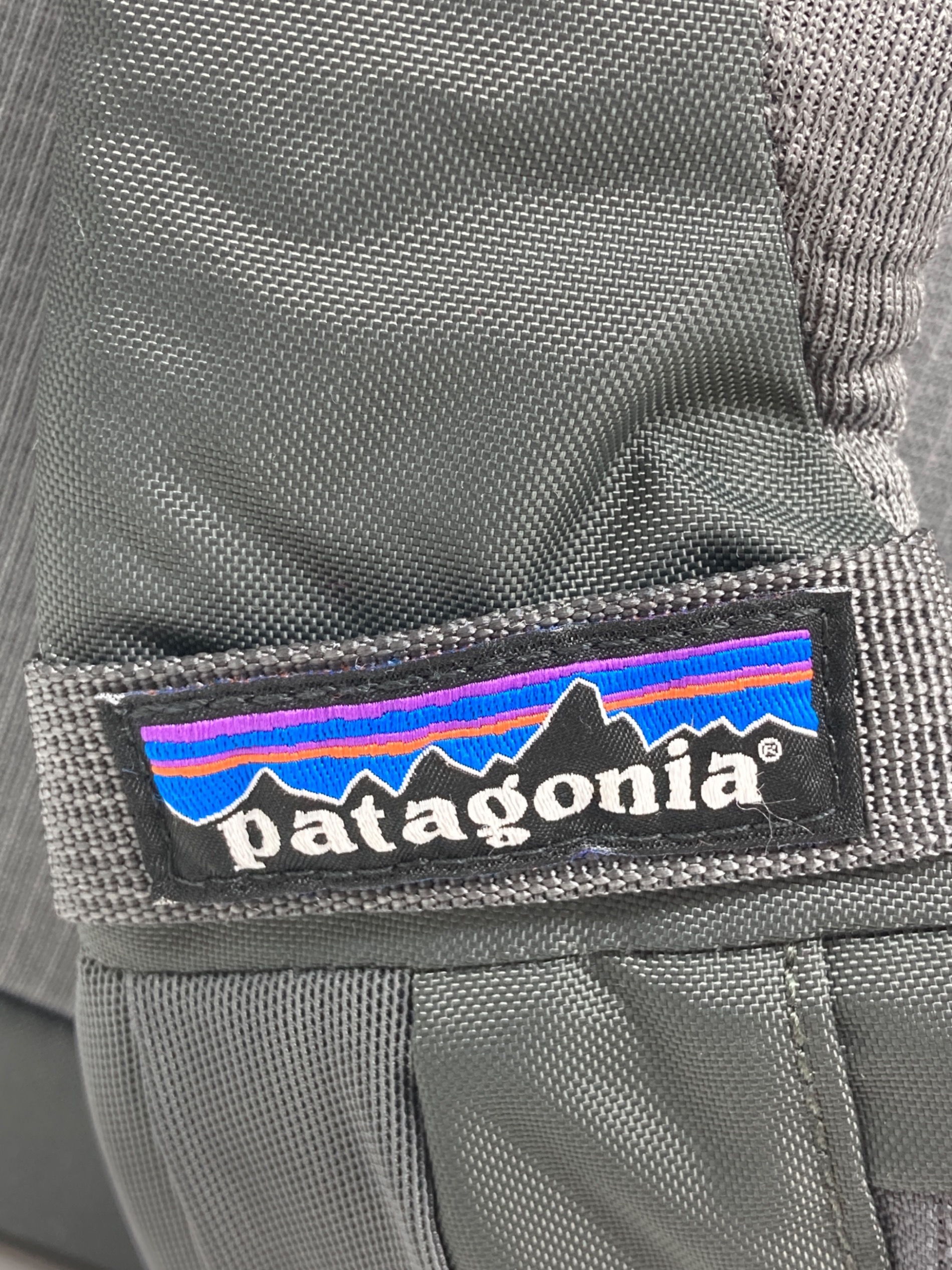 中古・古着通販】Patagonia (パタゴニア) アトム・スリング 8L