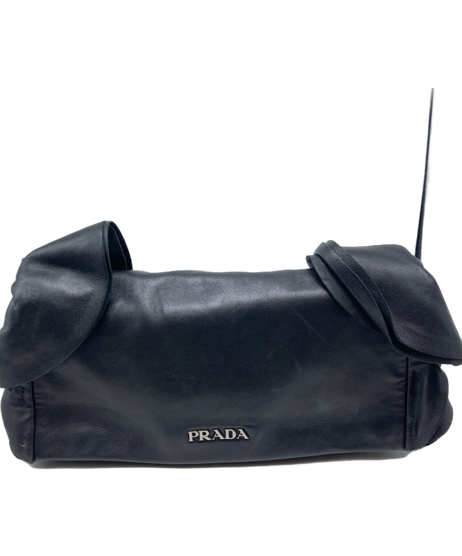 PRADA ヴィンテージ チェーンハンドル ハンドバッグ ロゴ型押し ブラック 中古・古着通販】PRADA (プラダ) チェーンハンドバッグ ブラック