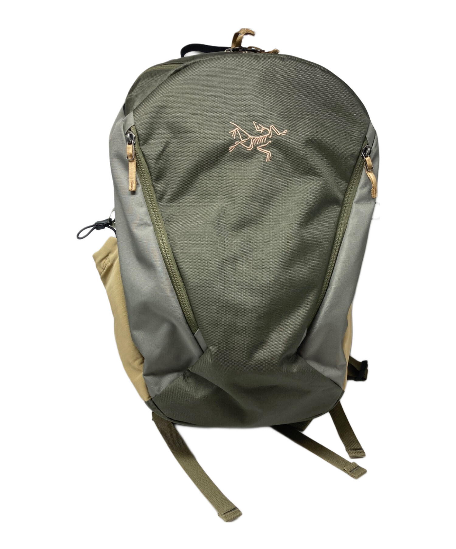ARC'TERYX旧型 Mantis 26オリーブ 中古・古着通販】ARC'TERYX (アークテリクス) Mantis 26 カーキ
