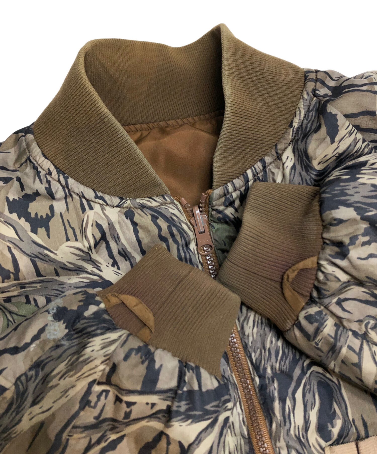 中古・古着通販】Columbia (コロンビア) カモ柄中綿ブルゾン カーキ 