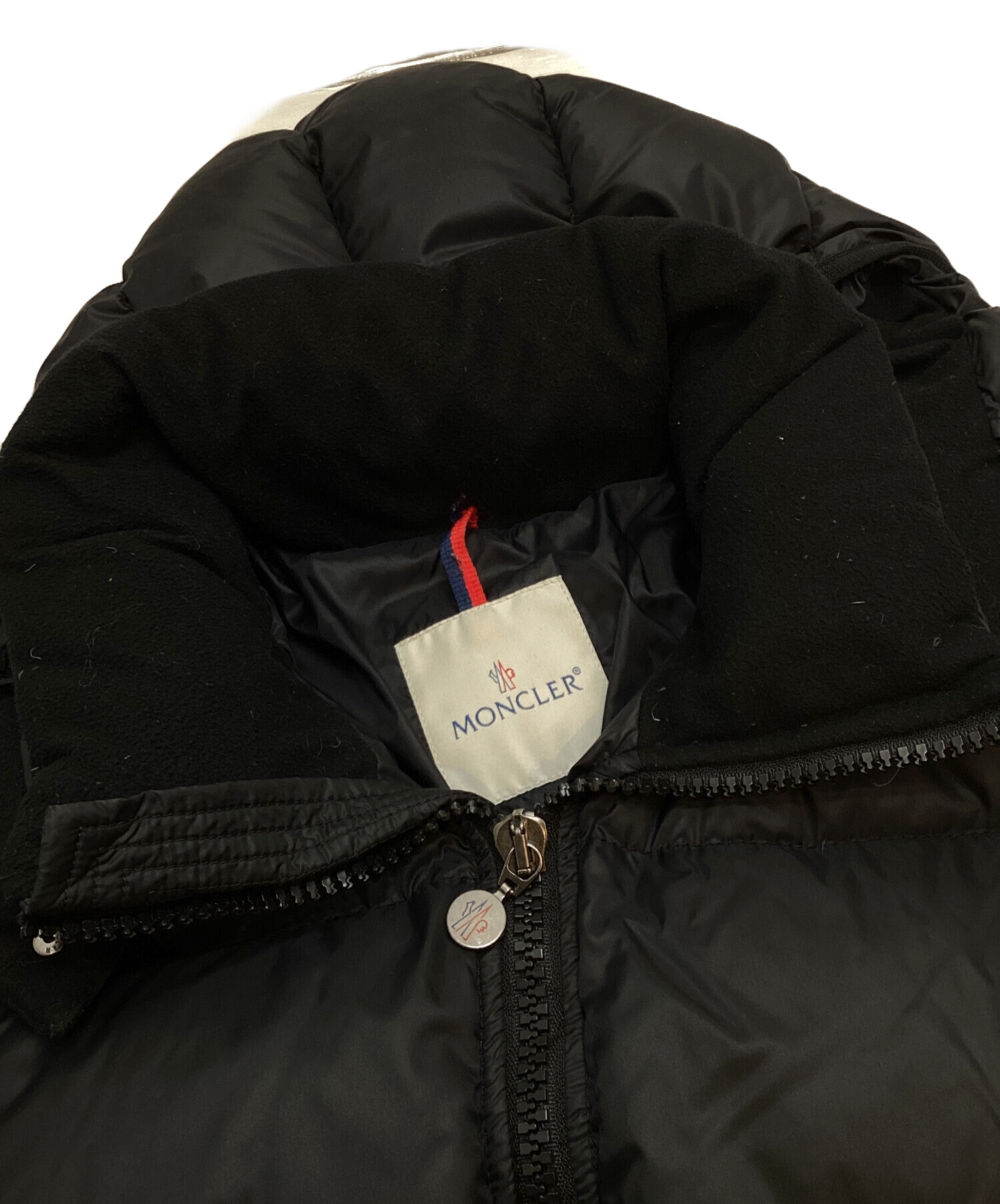 モンクレール　ジャケット　ほぼ未使用 中古・古着通販】MONCLER (モンクレール) ダウンジャケット ブラック