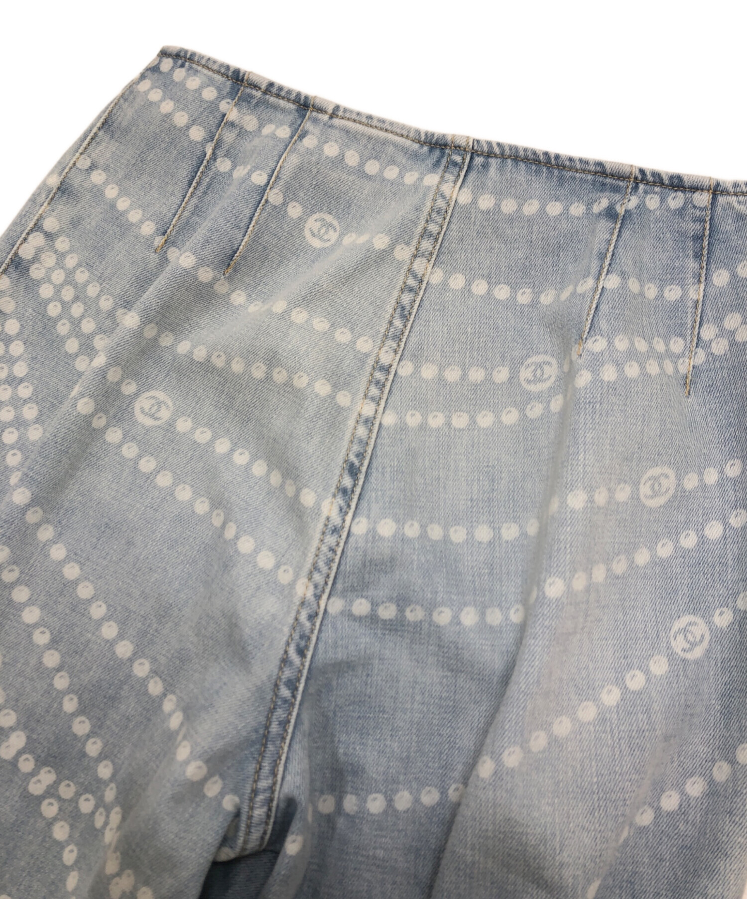 中古・古着通販】CHANEL (シャネル) パールデザイン総柄デニムパンツ