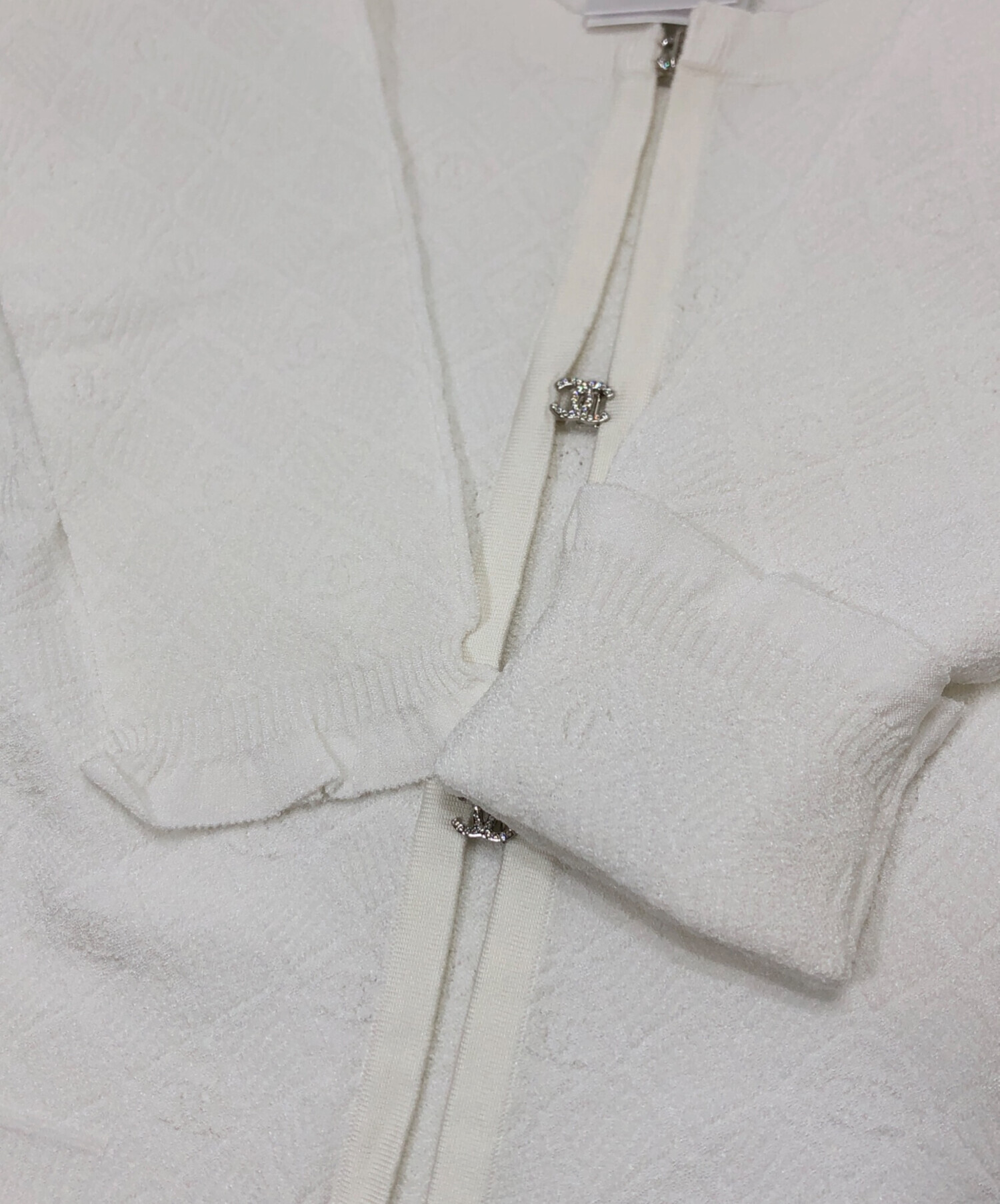 中古・古着通販】CHANEL (シャネル) ココボタンニットカーディガン