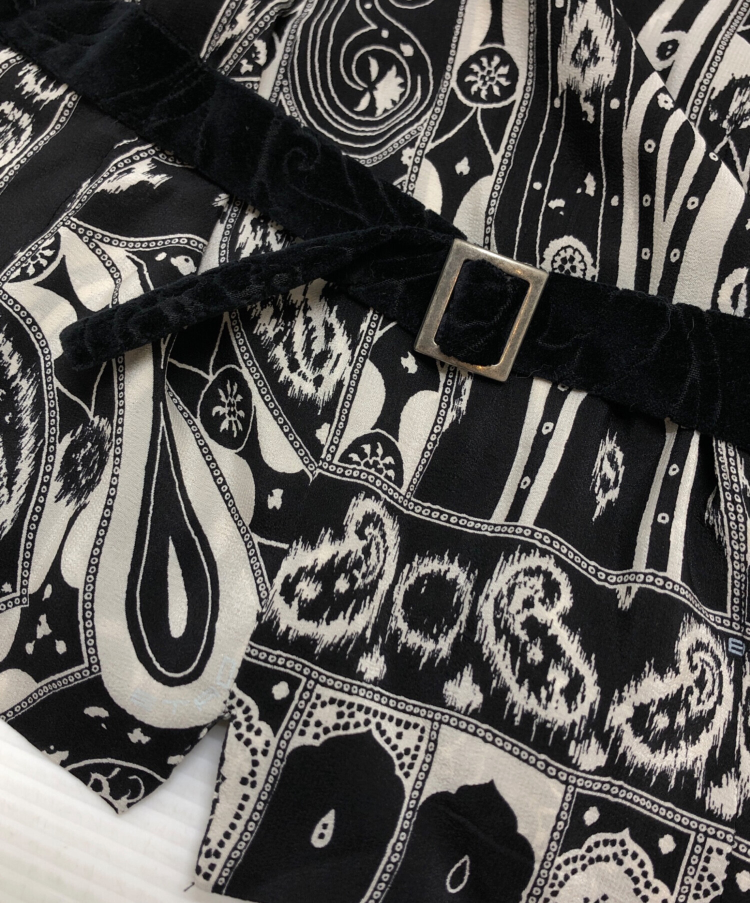 中古・古着通販】ETRO (エトロ) ペイズリー柄ベロアベスト