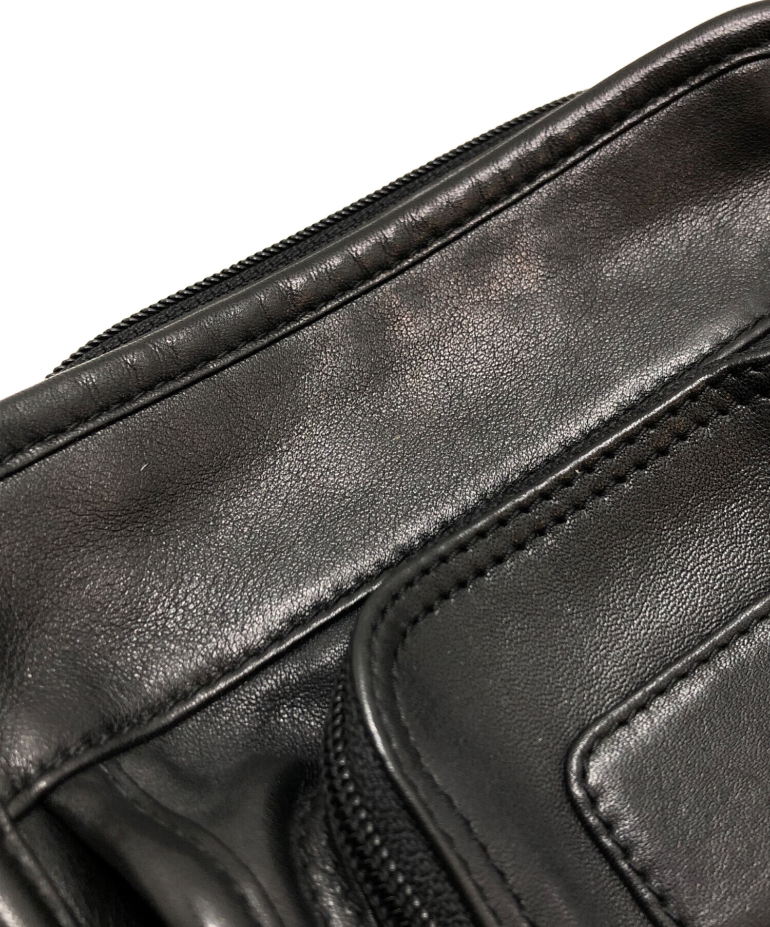中古・古着通販】TUMI (トゥミ) レザーショルダーバッグ ブラック