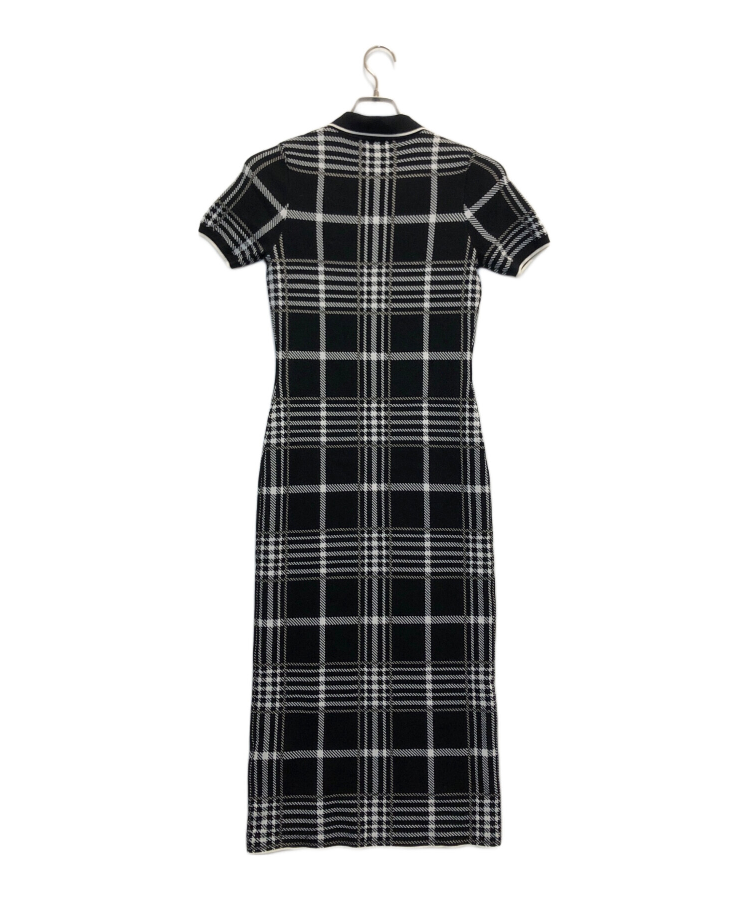 ワンピース Gold-Buttoned Plaid Knit Dress herlipto Gold-Buttoned Plaid Knit Dress herlipto