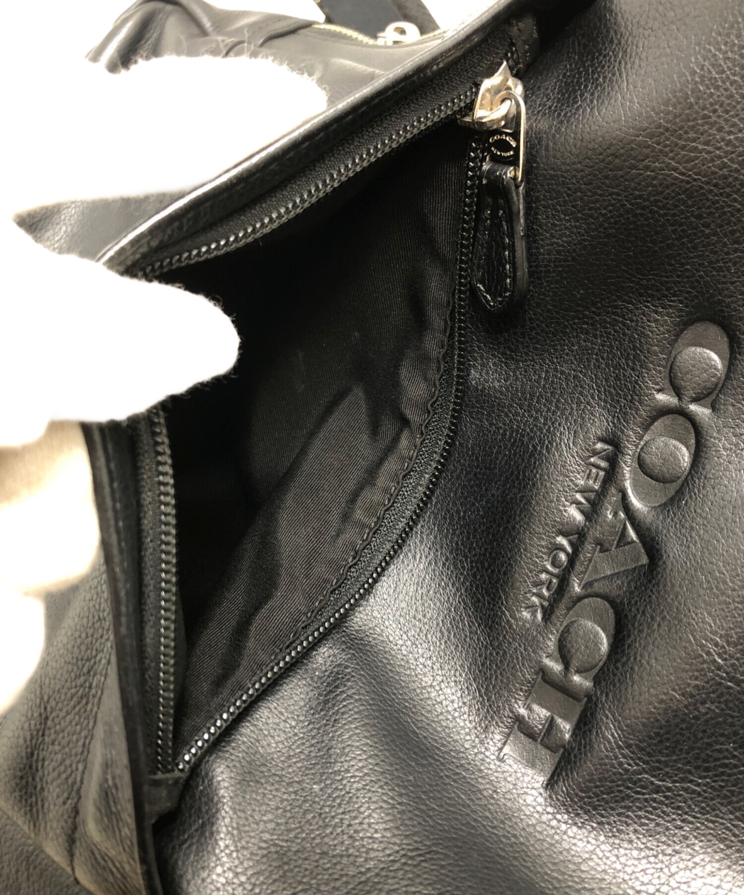 COACH ブラック レザー リュック 保存袋付き 美品COACHリュックレザーブラックファスナー黒 通勤通学