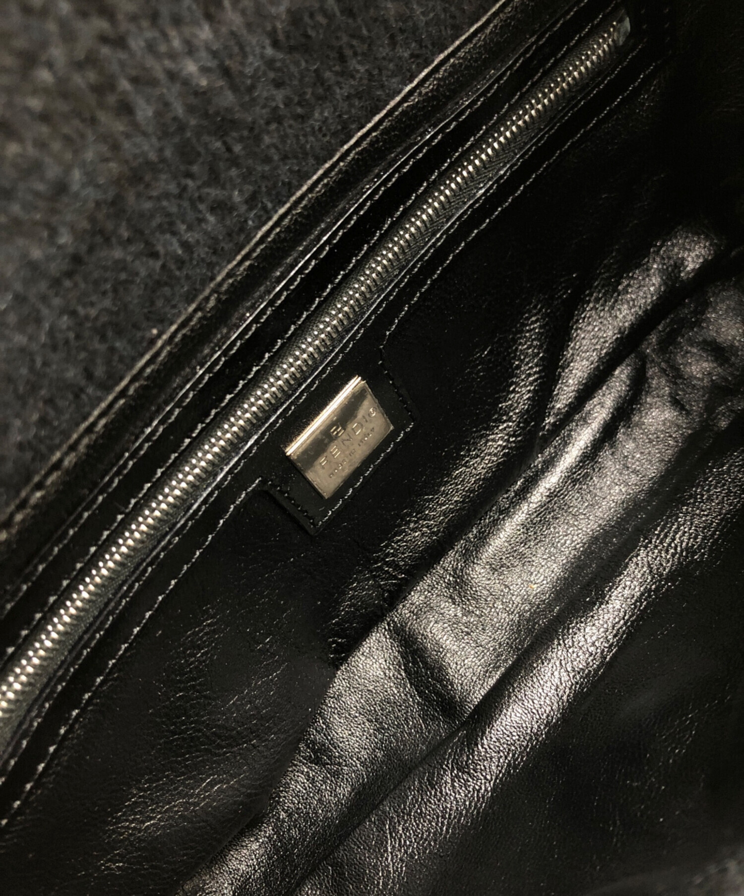 FENDI フェンディ マンマバケット ハンドバッグ かごバッグ 黒 ブラック 中古・古着通販】FENDI (フェンディ) マンマバケット ブラック