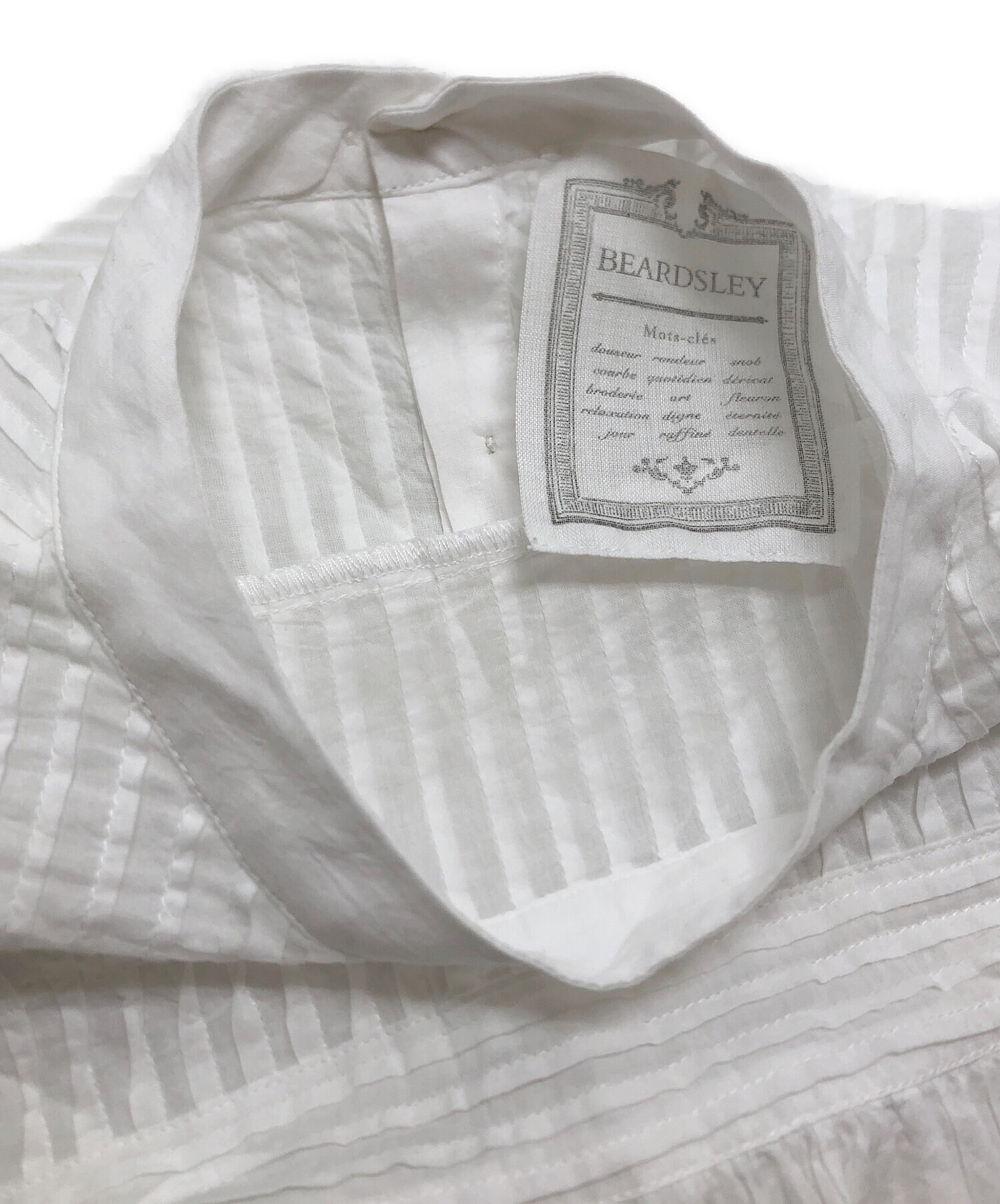 BEARDSLEY 2025SS 立体タックブラウス F ホワイト 中古・古着通販】BEARDSLEY (ビアズリー) 立体タックブラウス ホワイト