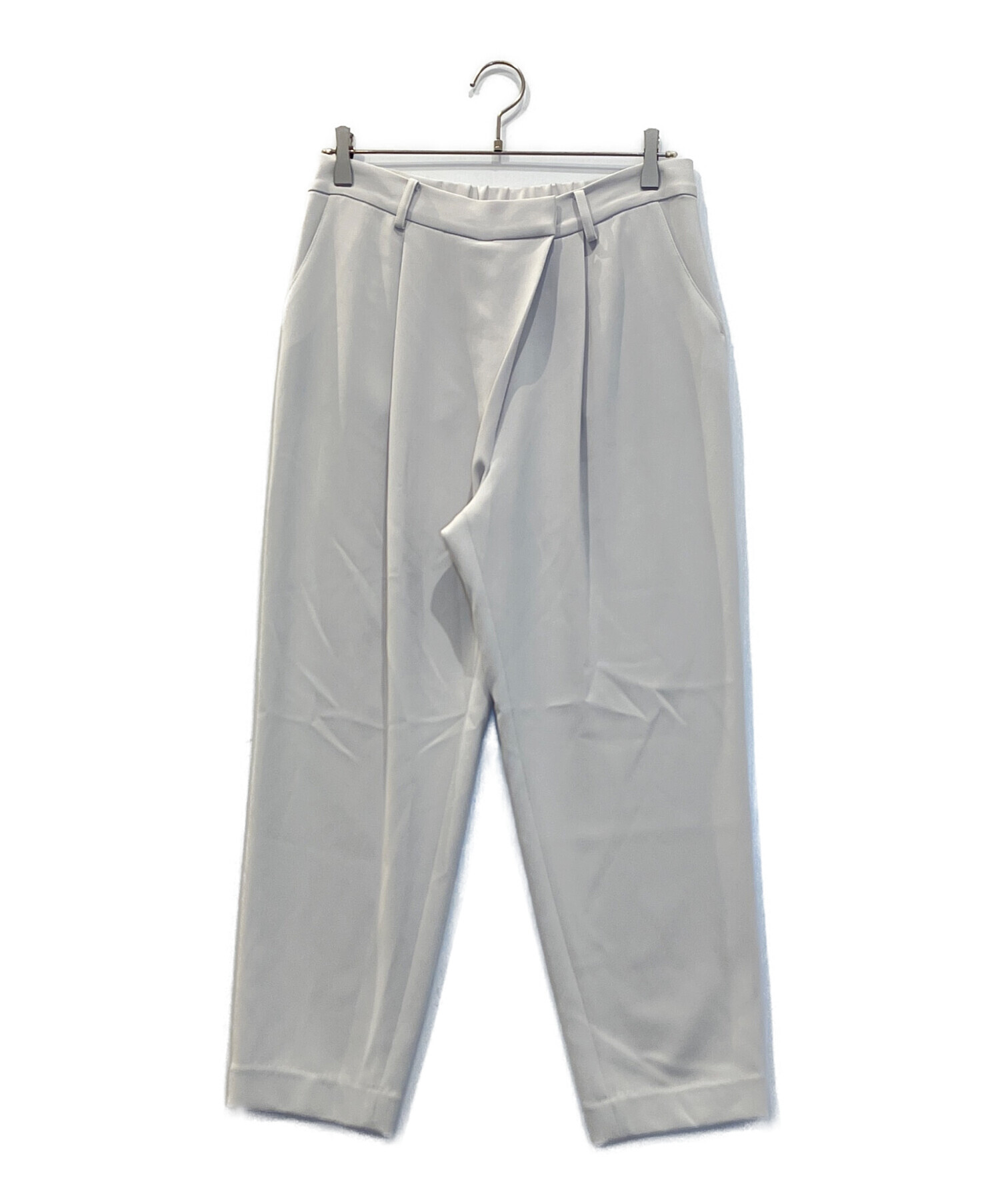 中古・古着通販】SOEJU (ソージュ) タックパンツ グレー サイズ:XL